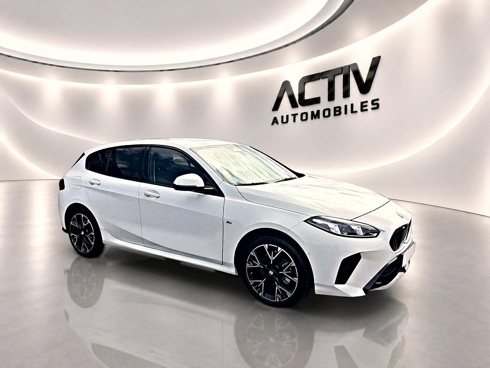 Bmw SERIE 1 (F70) 120DA 163 M SPORT DESIGN DKG7 (2025) - Photo 3