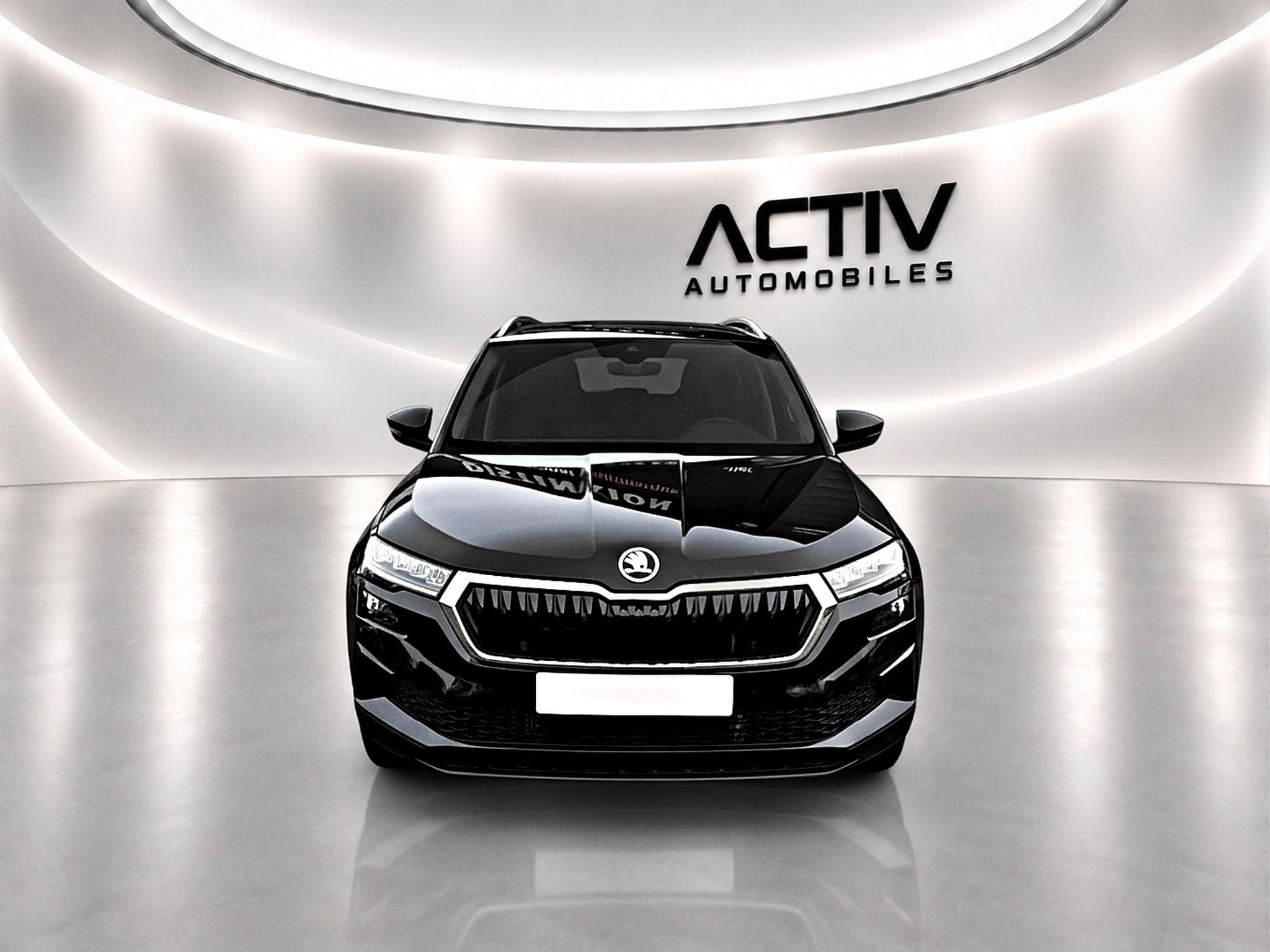 Skoda KAROQ 1.5 TSI 150 SELECTION DSG7 (2025) - Foto 2