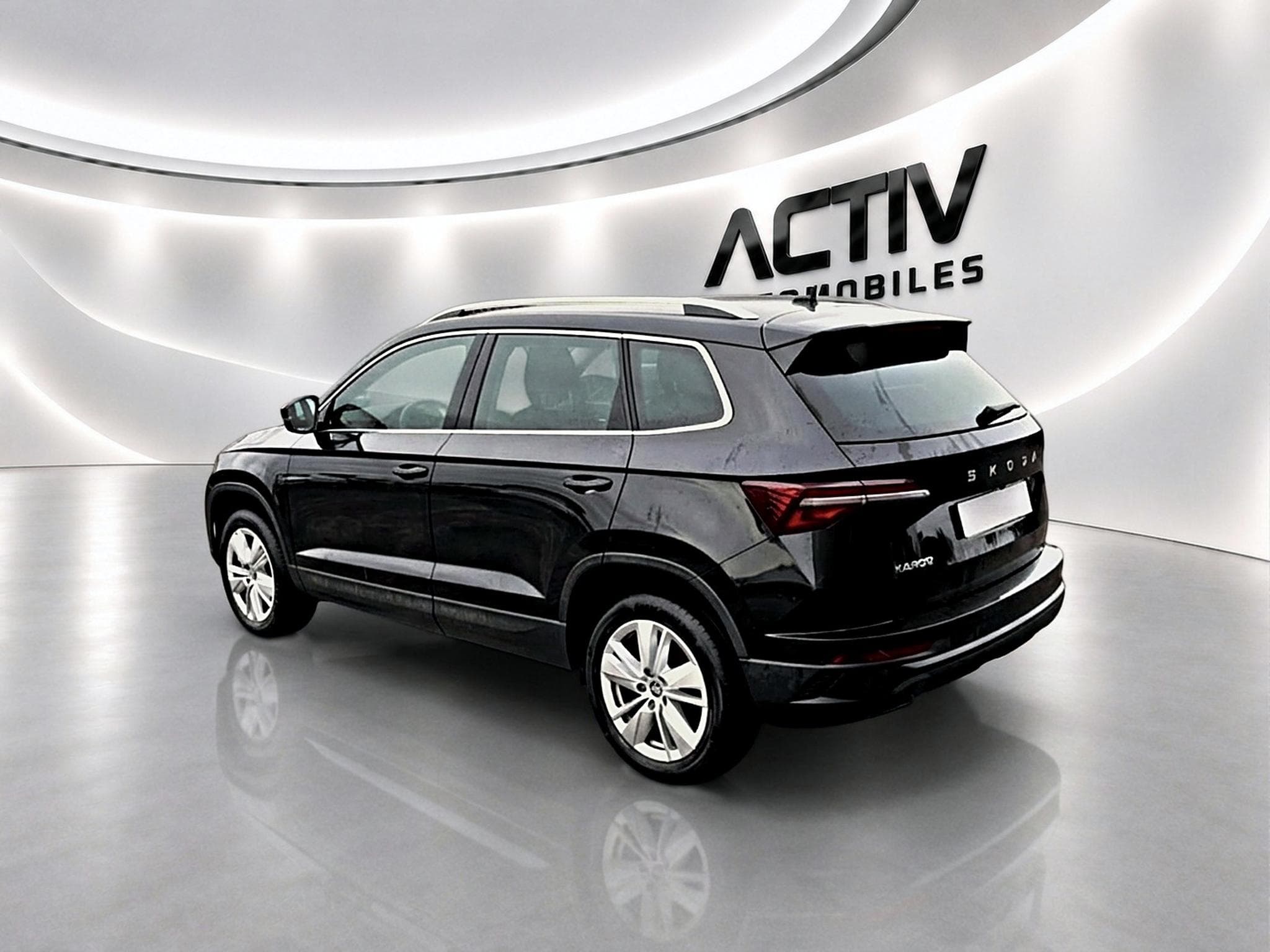 Skoda KAROQ 1.5 TSI 150 SELECTION DSG7 (2025) - Foto 5