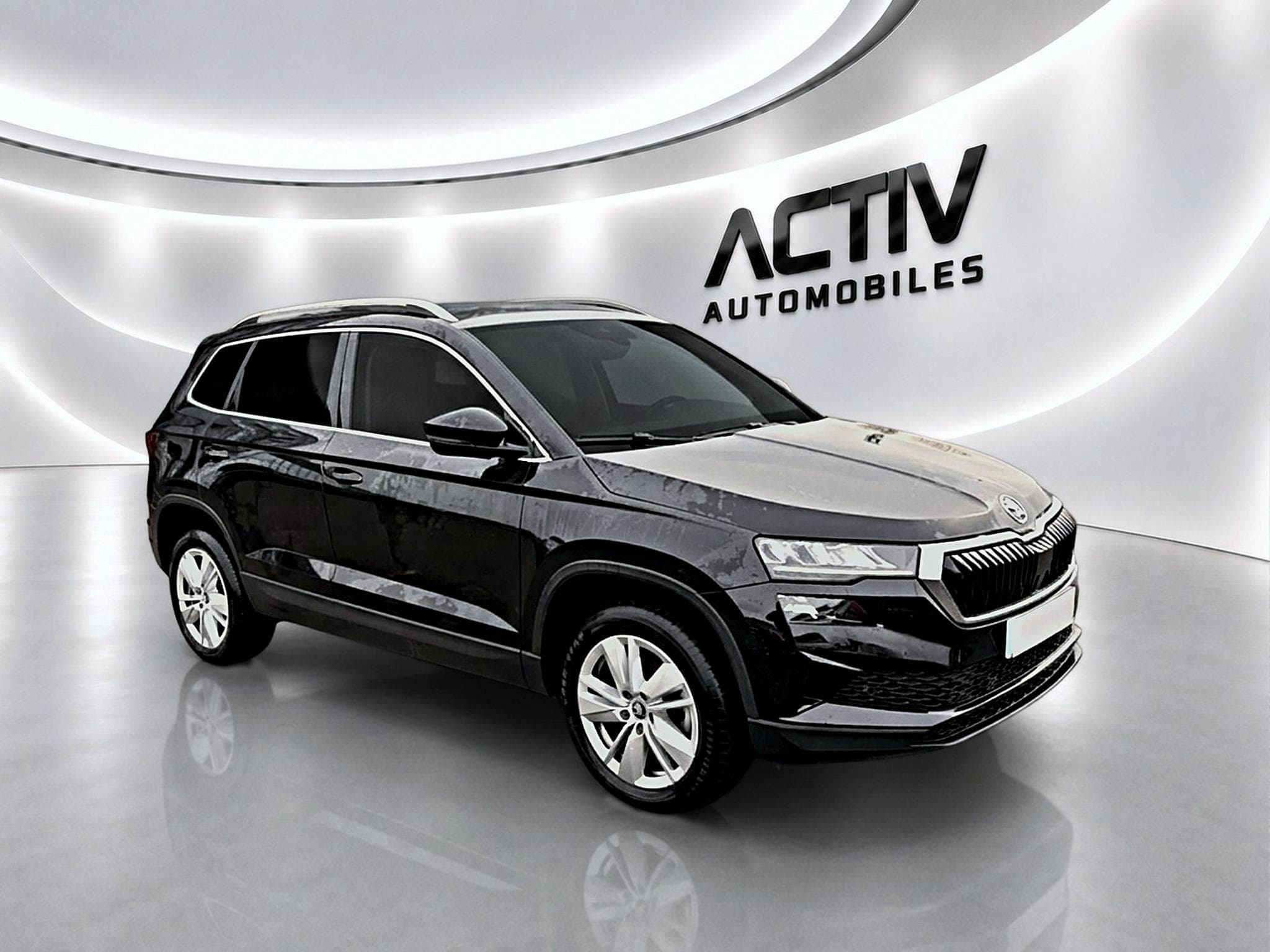 Skoda KAROQ 1.5 TSI 150 SELECTION DSG7 (2025) - Foto 3