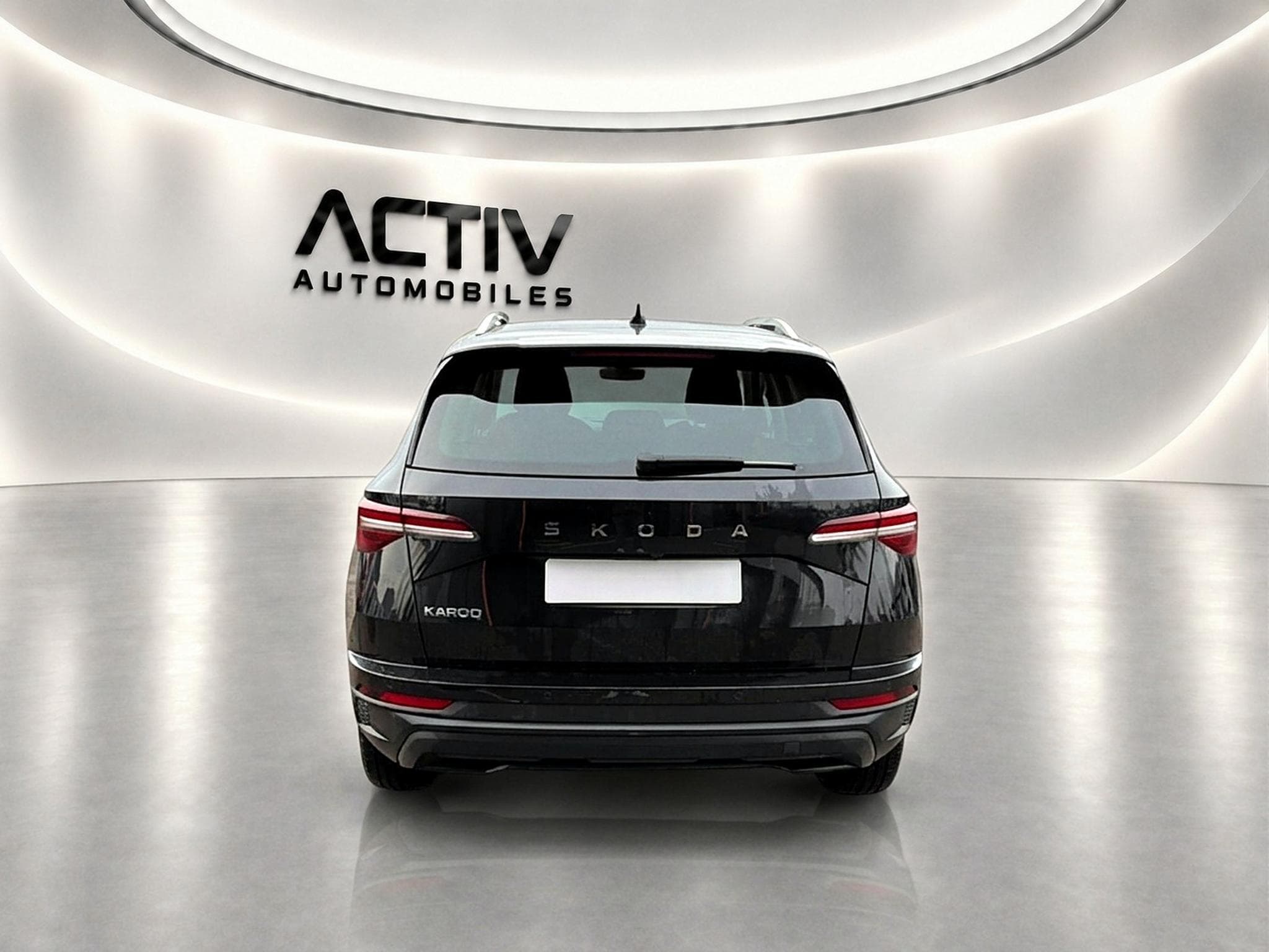 Skoda KAROQ 1.5 TSI 150 SELECTION DSG7 (2025) - Foto 6