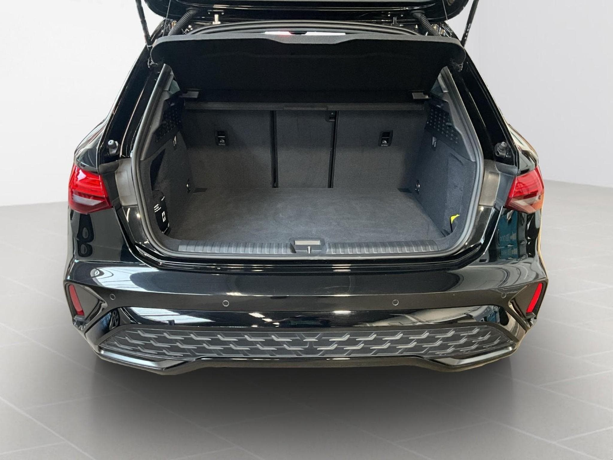 Audi A3 SB+S-line+S-Tronic+P.Business-plus+ (2025) - Photo 16