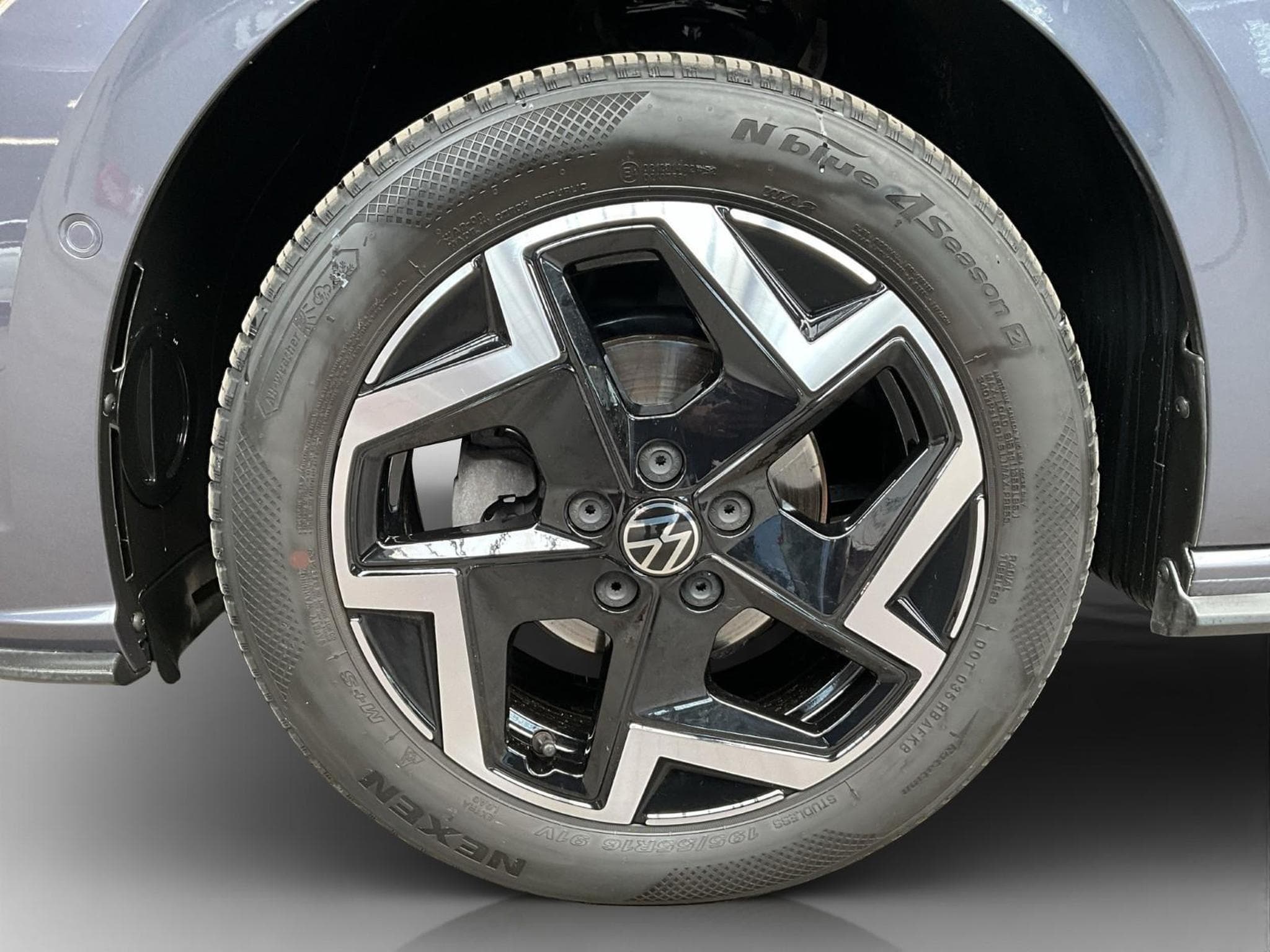 VW Polo R-Line+DSG+P.Assistance+P.Lumiere+Air-Care-Climatronic (2025) - Photo 8
