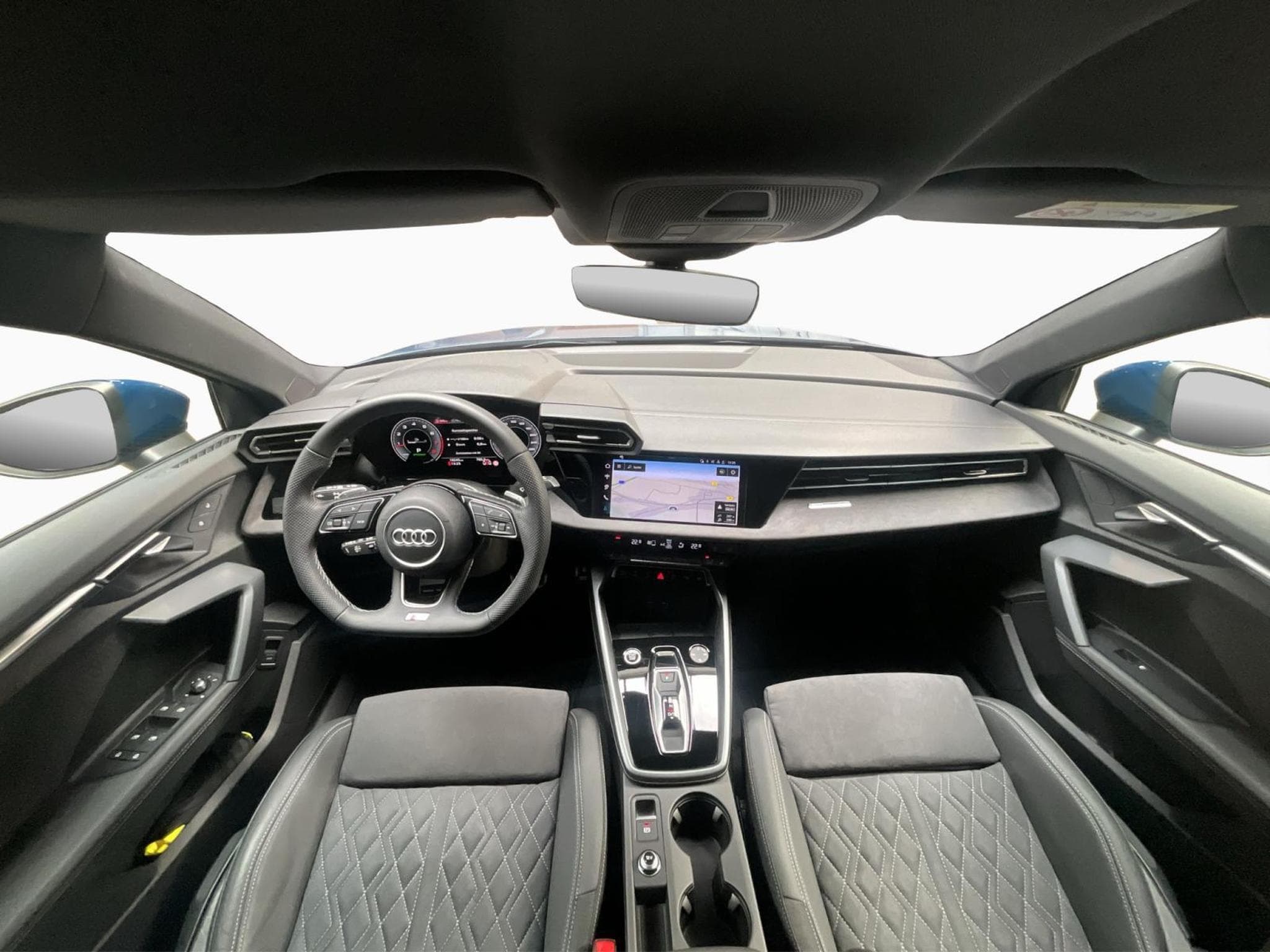 Audi A3 SB+S-Line+S-Tronic+P.Premium+Matrix+LM19 (2026) - Photo 2