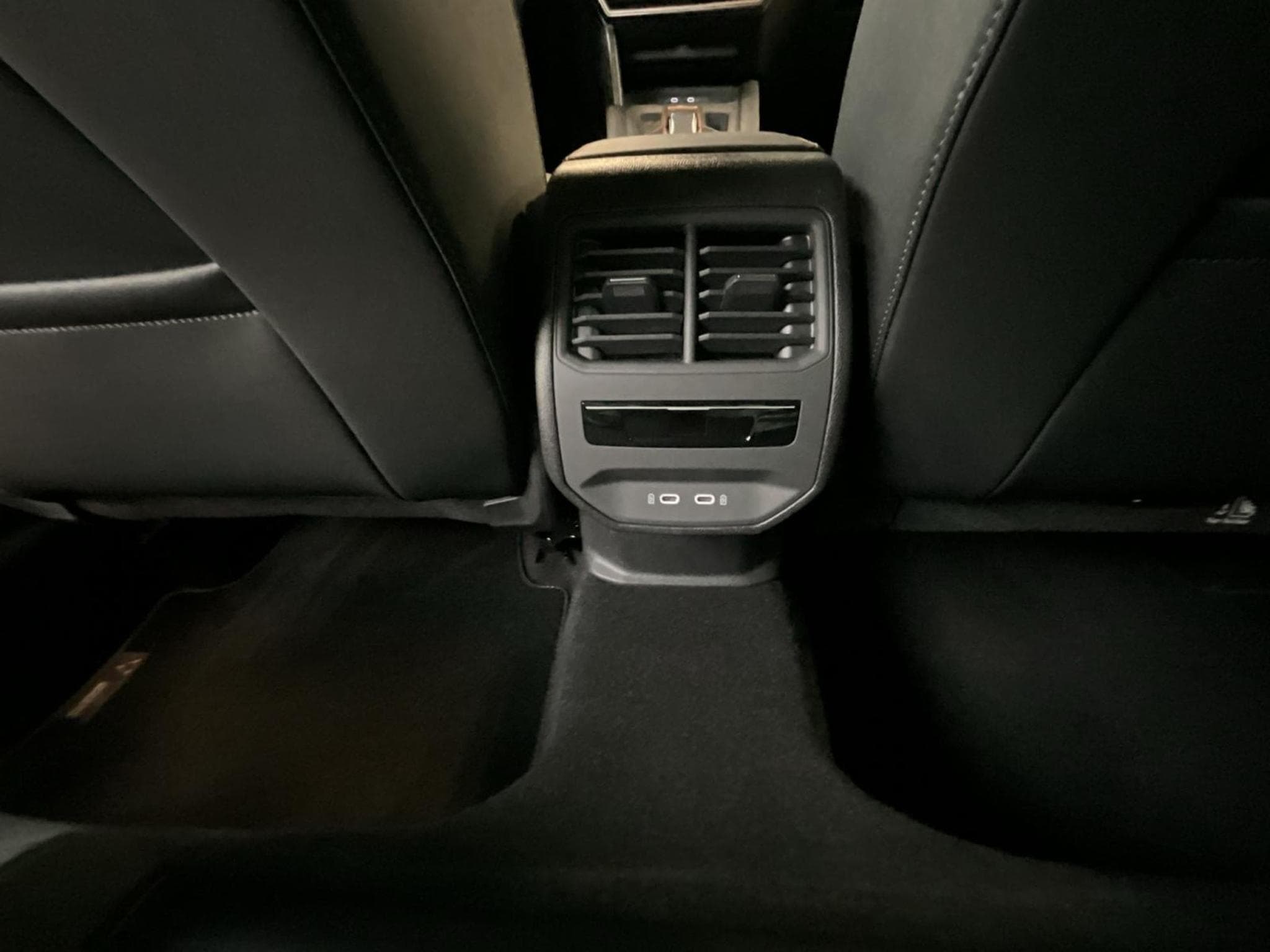 Cupra Formentor Dynamic-Design+DSG+Sennheiser+Pure-Performance+Pano+LM19 (2024) - Foto 20