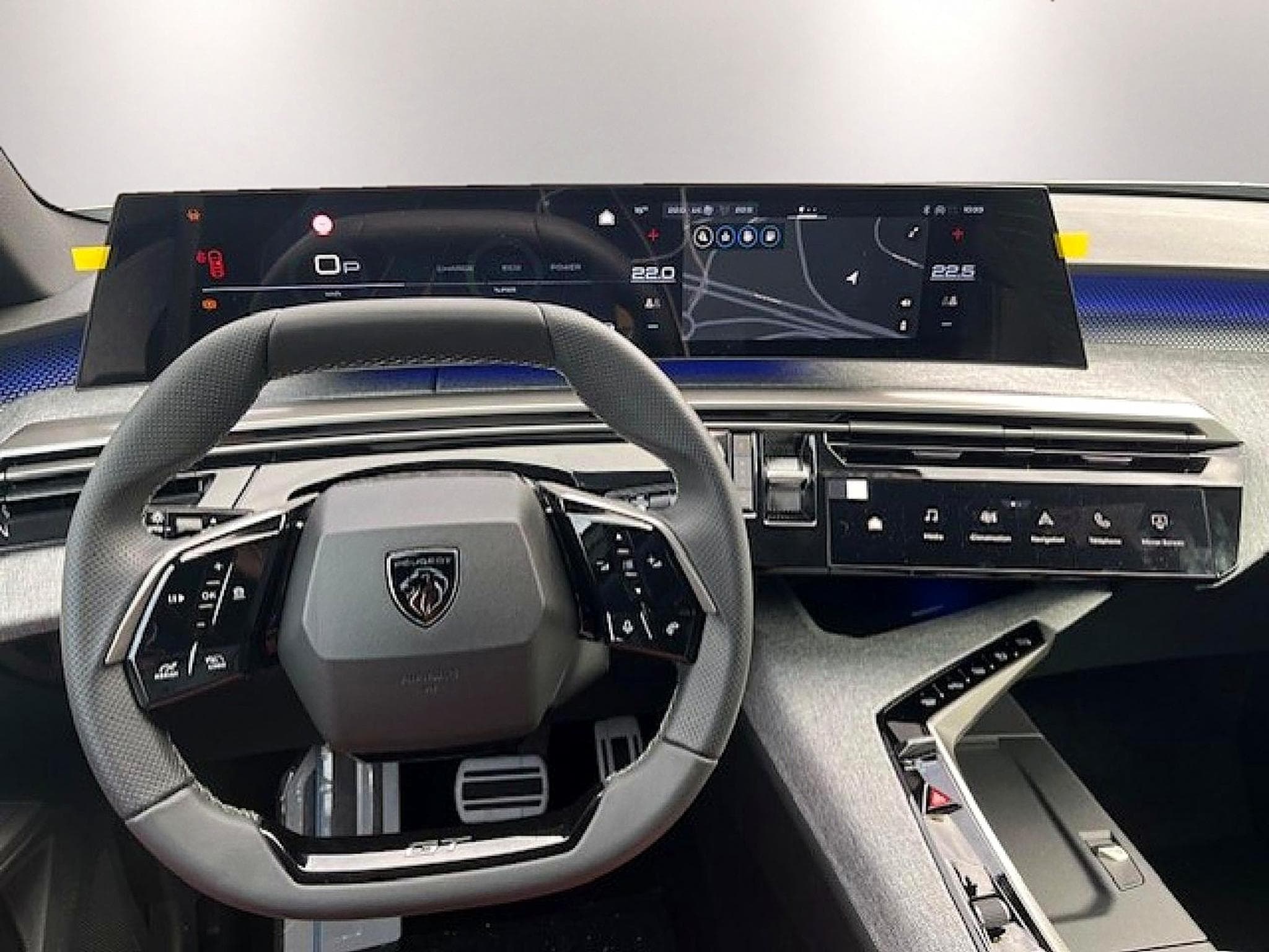 Peugeot 3008 1.2 HYBRID 136 GT E-DCS6 (2025) - Photo 6