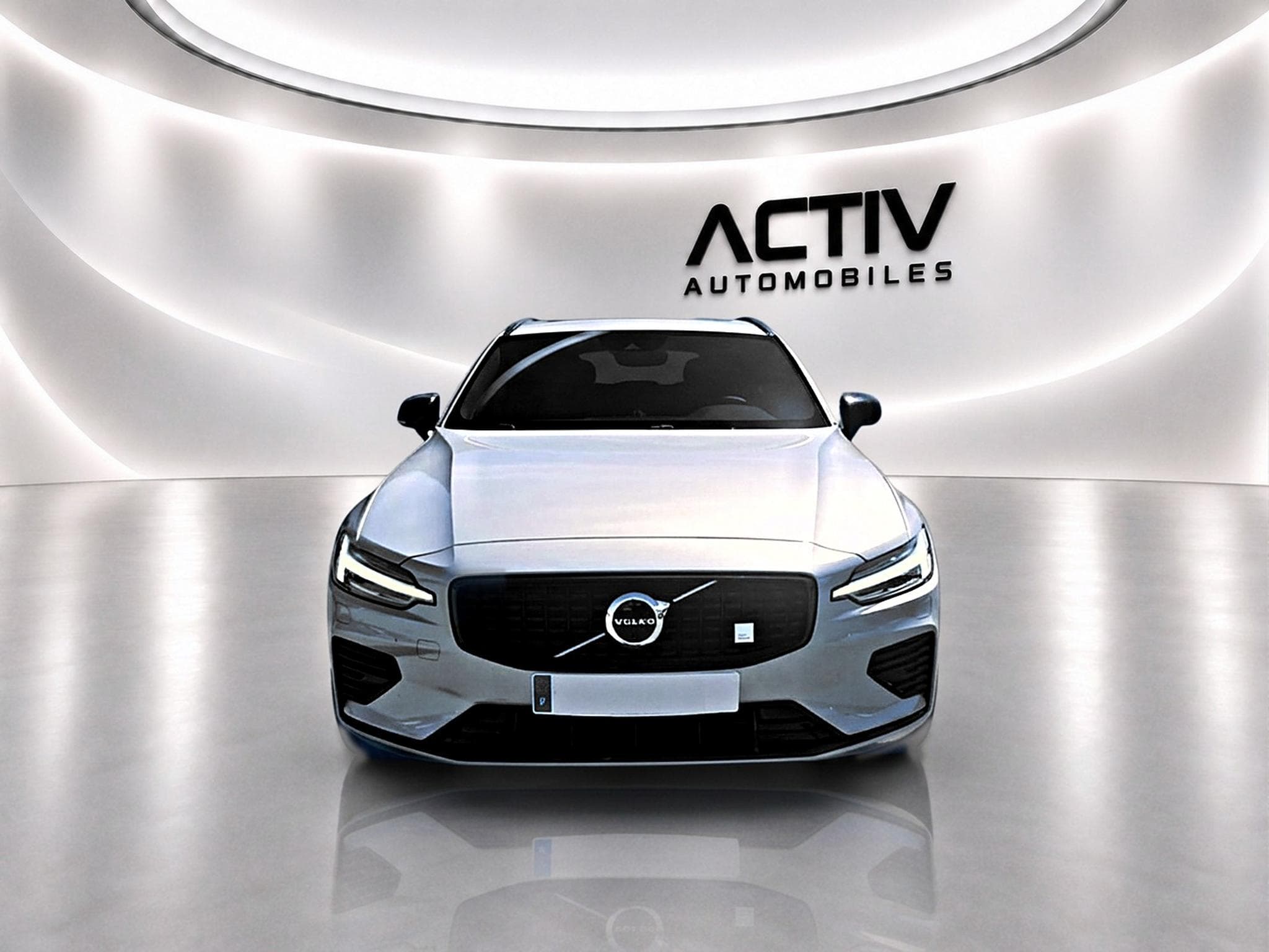 Volvo V60 T8 AWD 310+145 POLESTAR ENGINEERED GEARTRONIC 8 (2023) - Photo 2