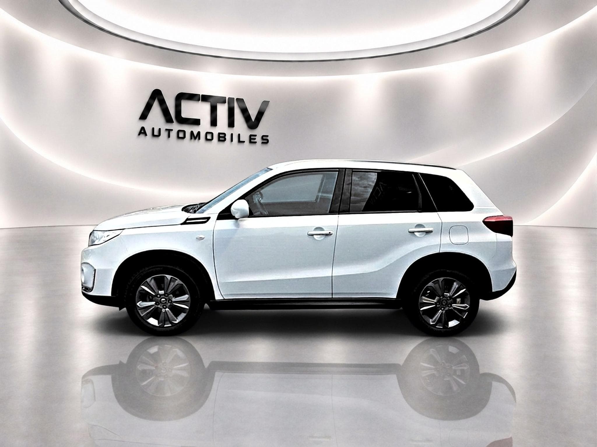 Suzuki VITARA 1.0 BOOSTERJET 111 PRIVILEGE AUTO (2019) - Photo 4
