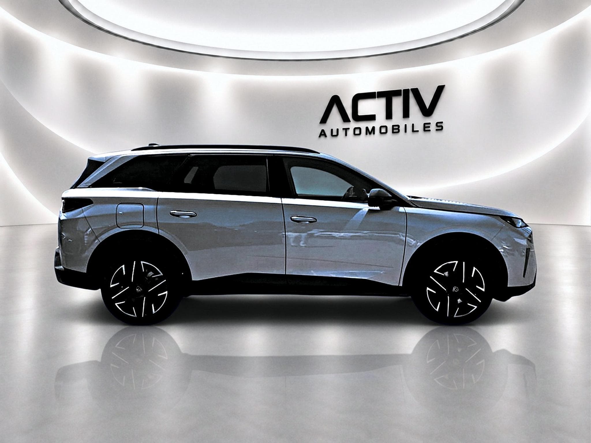 Peugeot 5008 HYBRID 145 ALLURE E-DCS6 (2025) - Foto 8