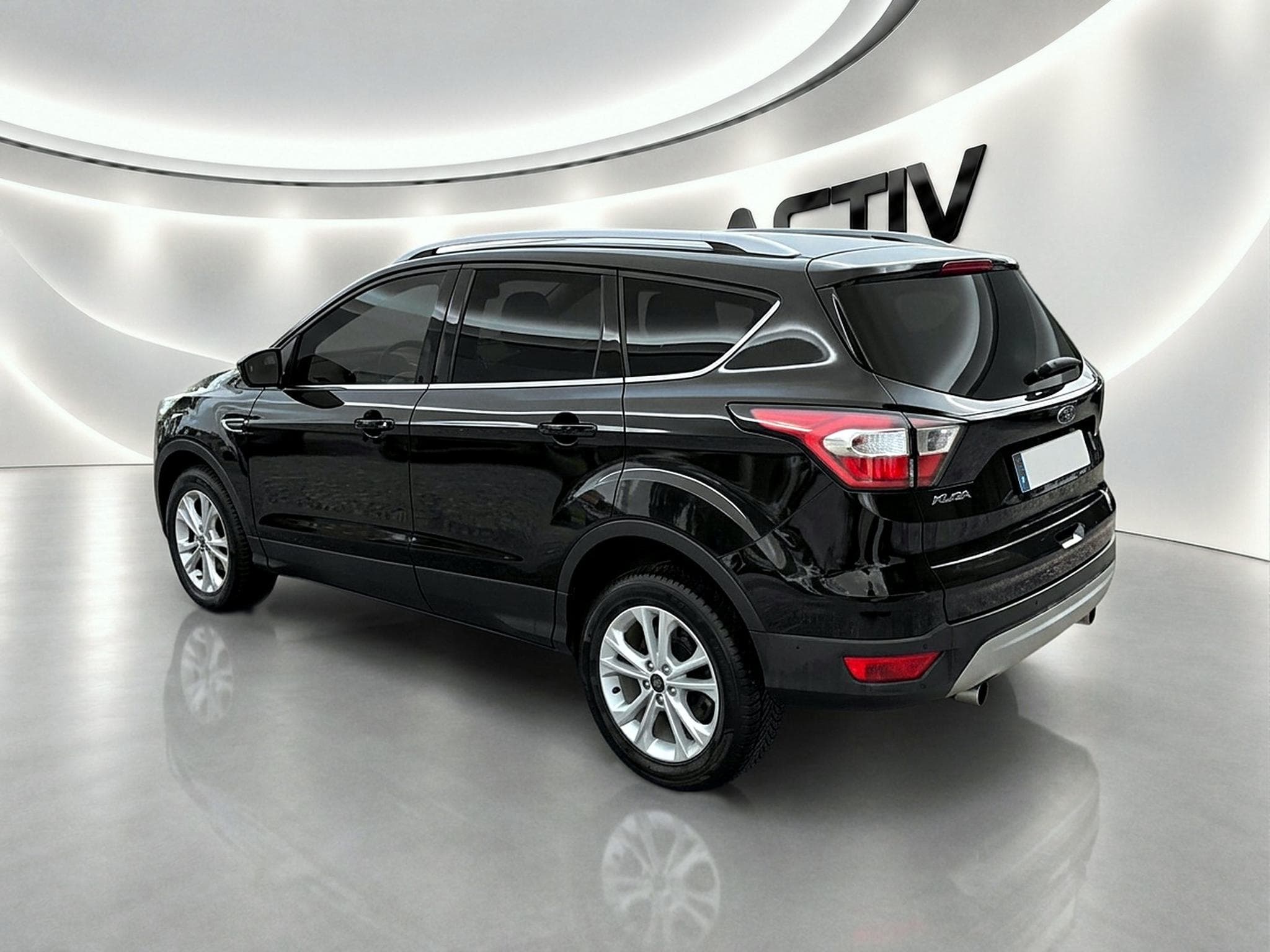 Ford Kuga 1.5 TDCI 120 TITANIUM 4X2 EURO6.2 (2019) - Foto 5