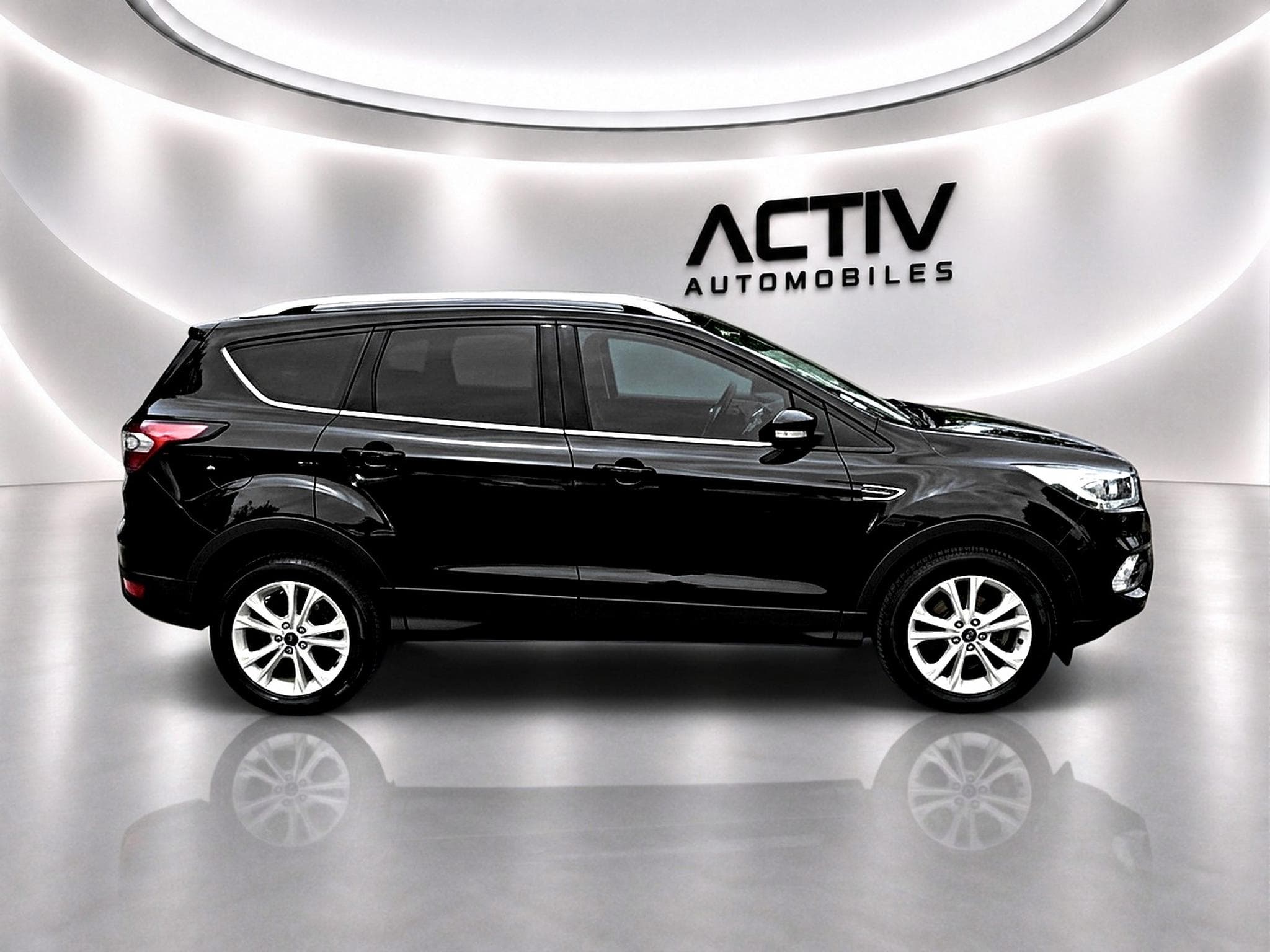 Ford Kuga 1.5 TDCI 120 TITANIUM 4X2 EURO6.2 (2019) - Foto 8