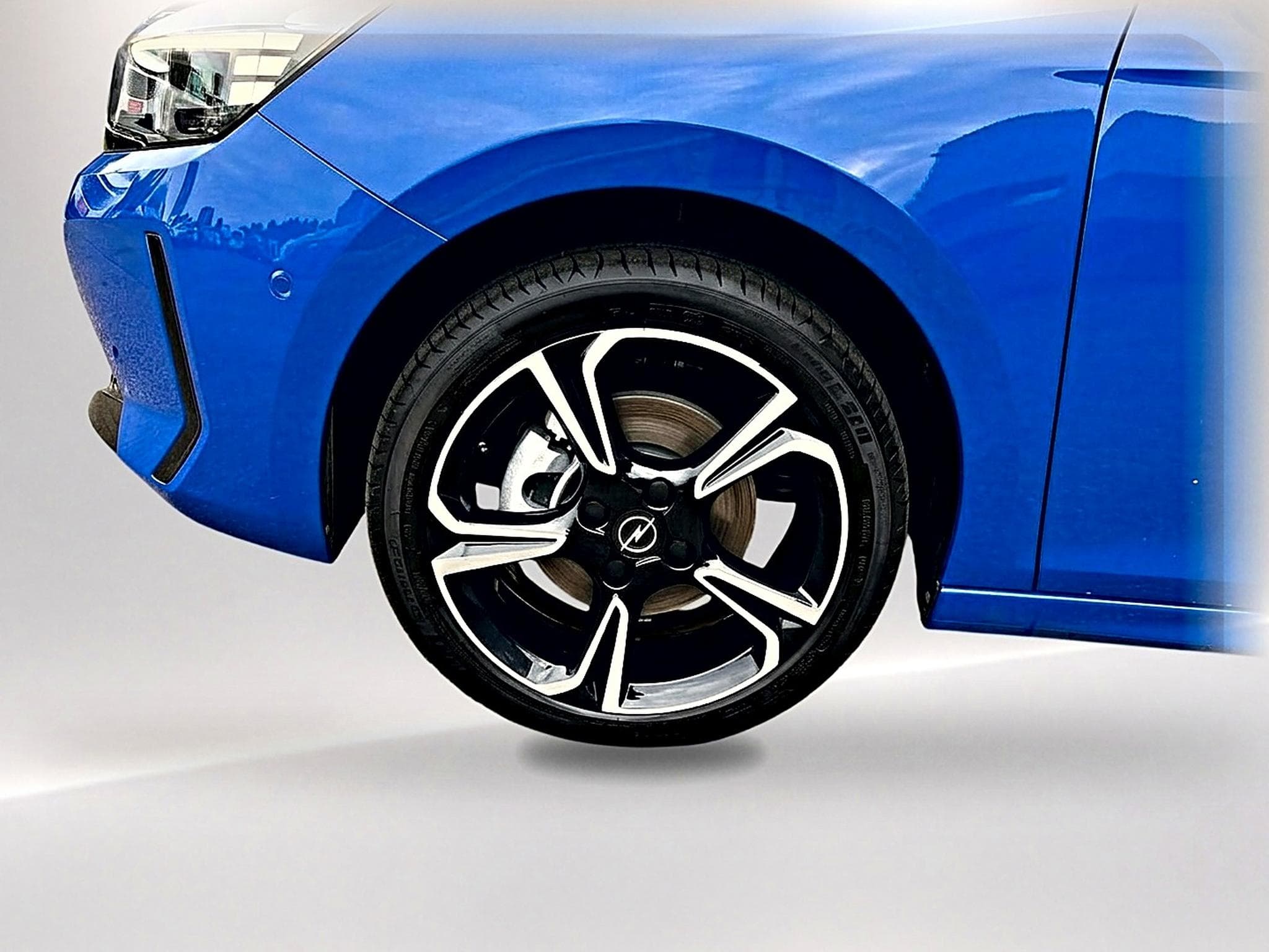 Opel CORSA 1.2 TURBO 100 GS (2025) - Foto 9