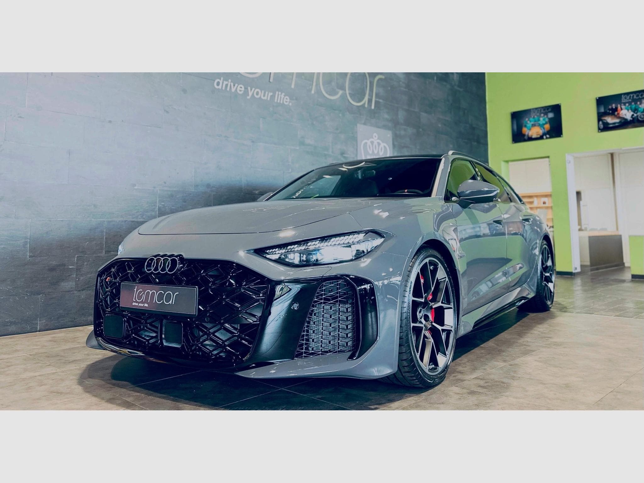 Audi RS5 RS5 AVANT QUATTRO TIPTRONIC (2026) - Photo 2