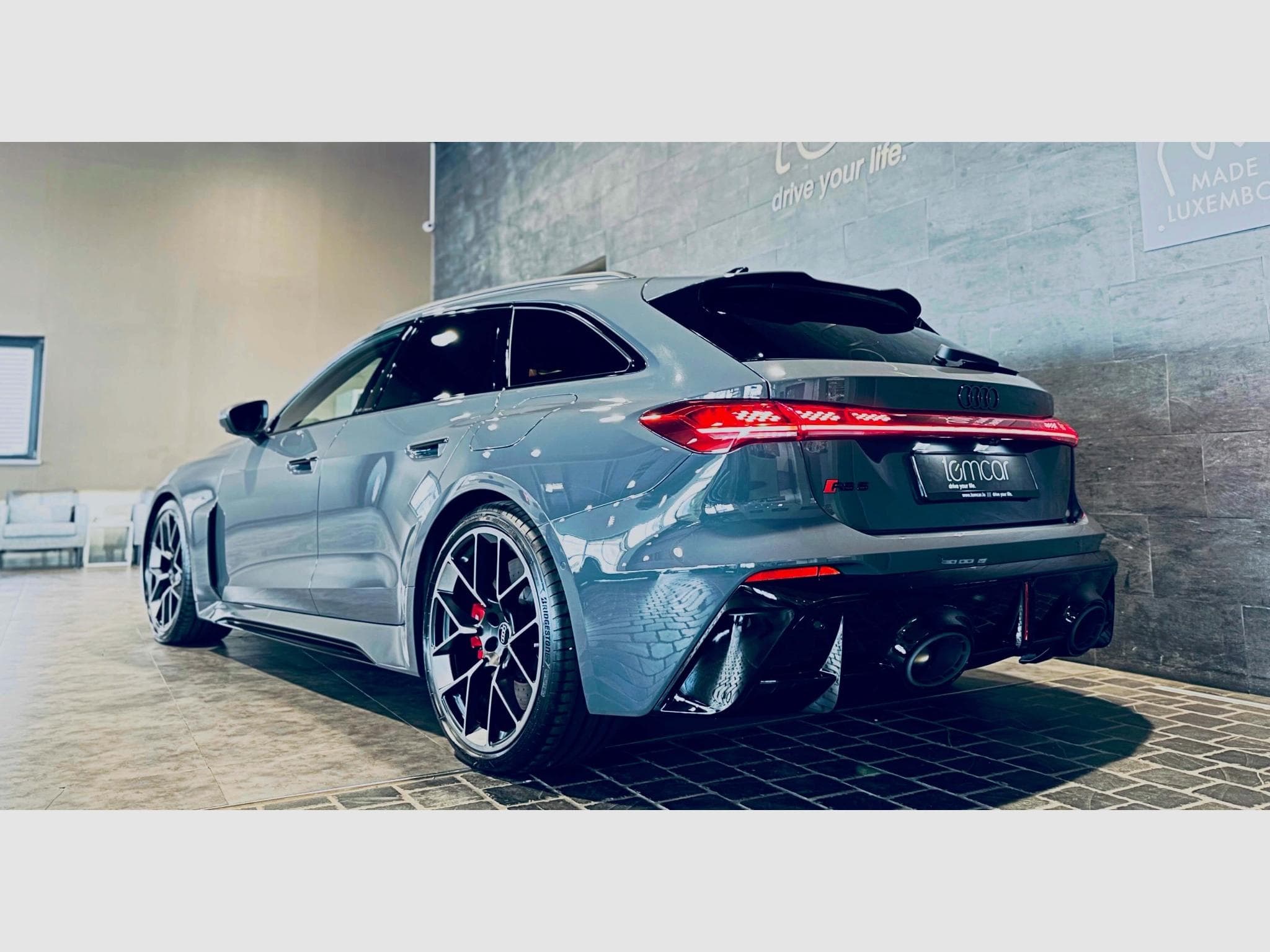 Audi RS5 RS5 AVANT QUATTRO TIPTRONIC (2026) - Photo 4