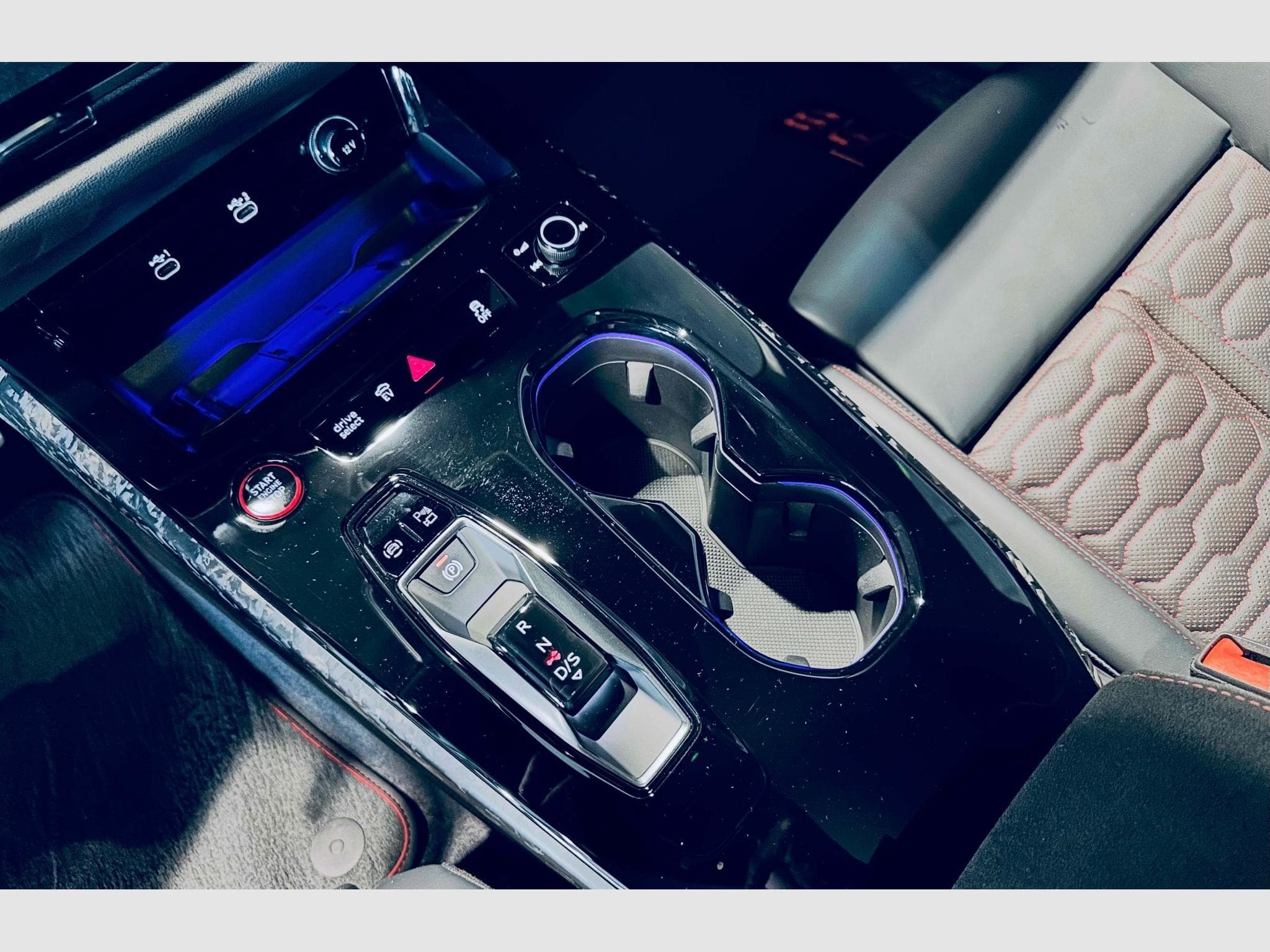 Audi RS5 RS5 AVANT QUATTRO TIPTRONIC (2026) - Photo 8