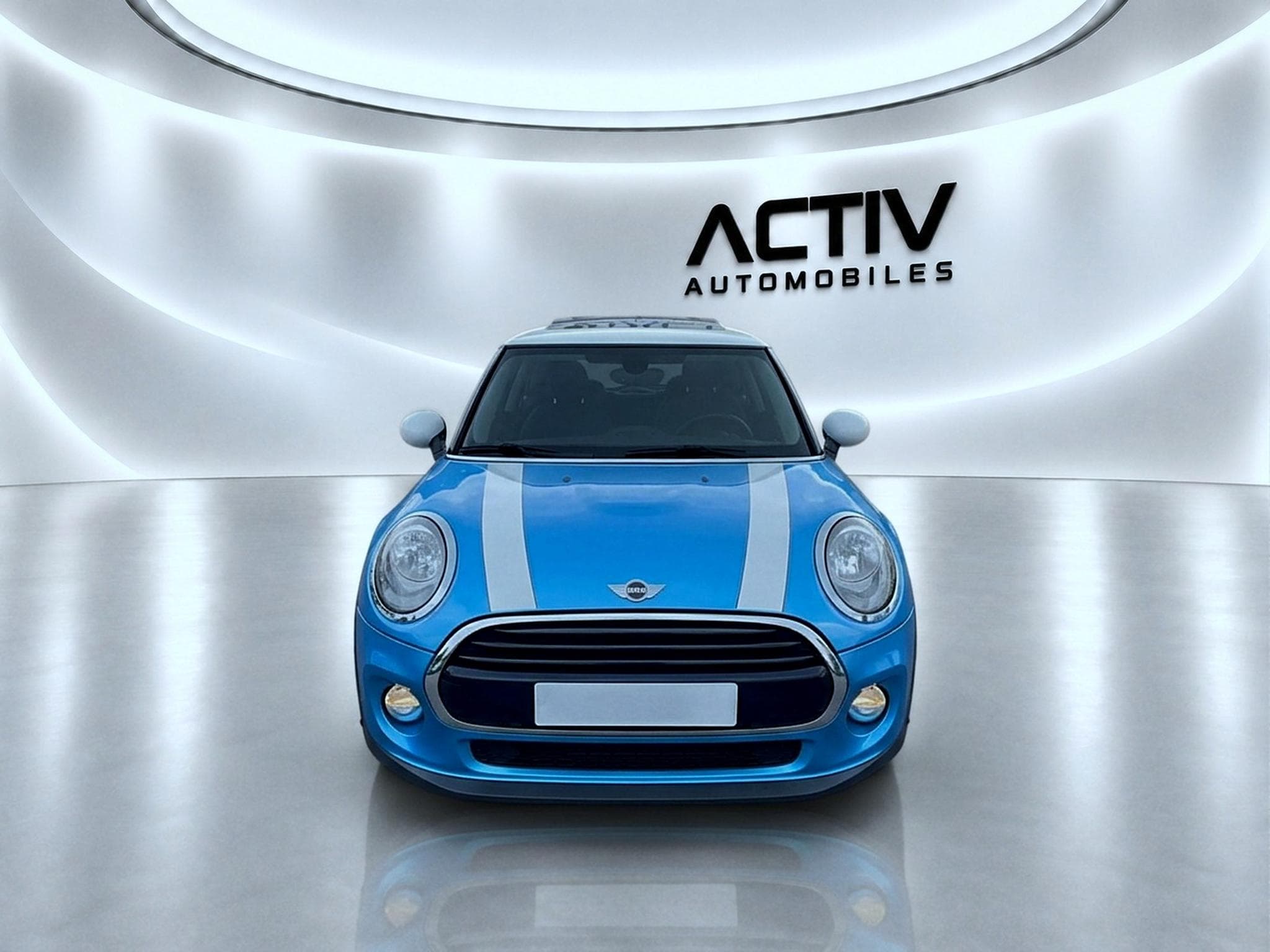 Mini Cooper COOPER 136 (2015) - Photo 2
