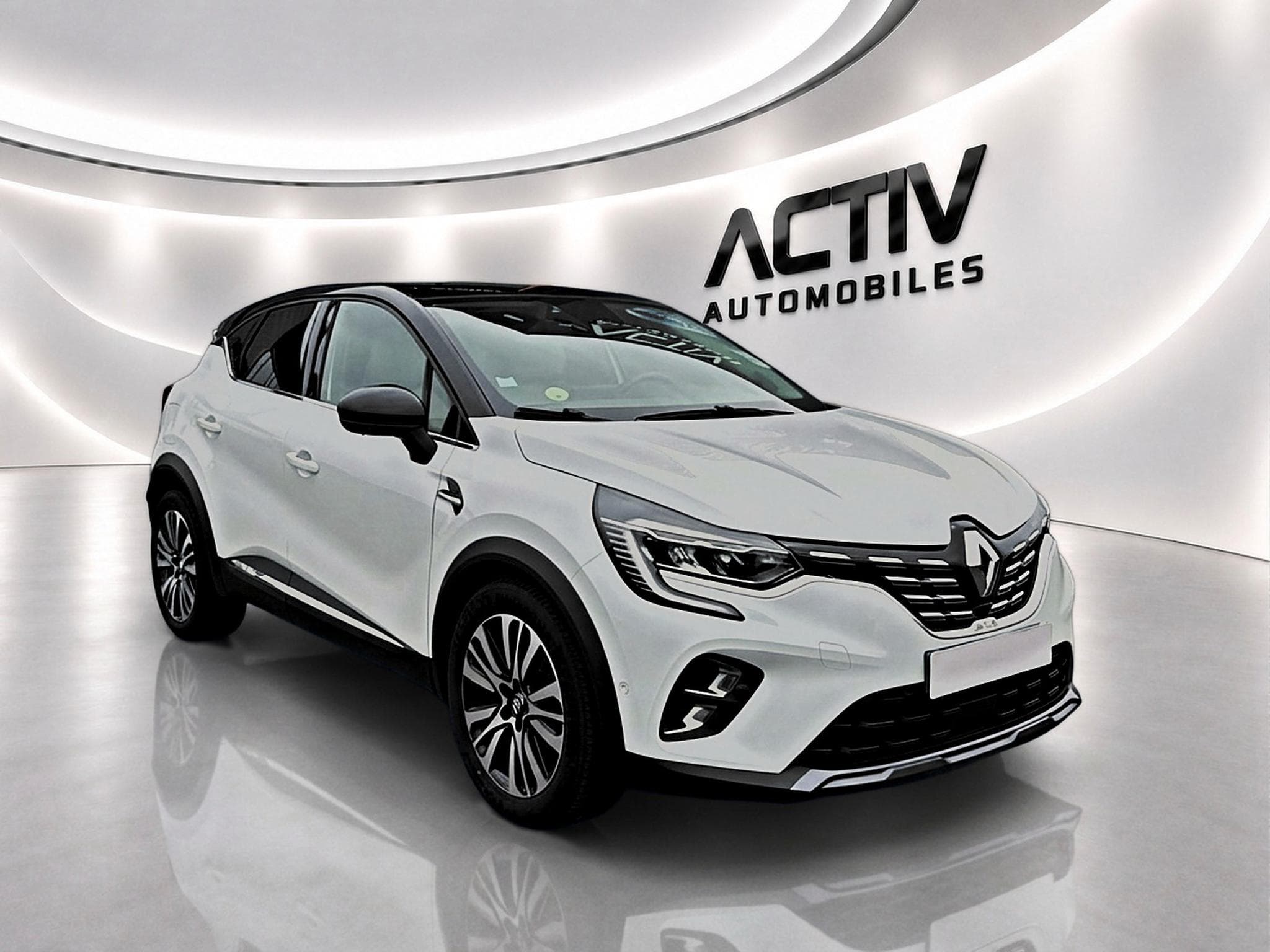 Renault Captur 1.5 BLUE DCI 115 INITIALE PARIS EDC (2020) - Foto 3