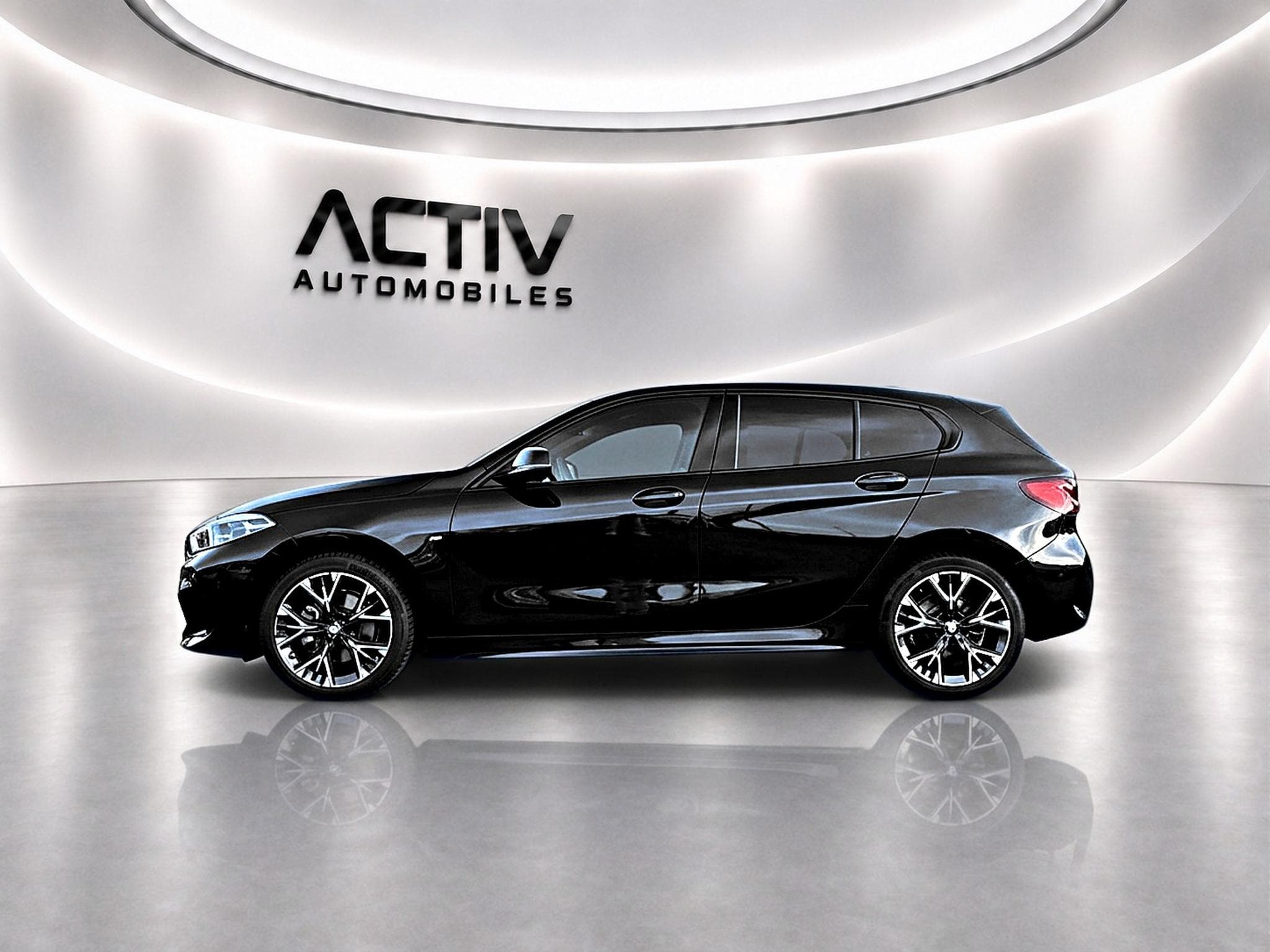 Bmw SERIE 1 (F70) 120DA 163 M SPORT DESIGN DKG7 (2024) - Photo 4