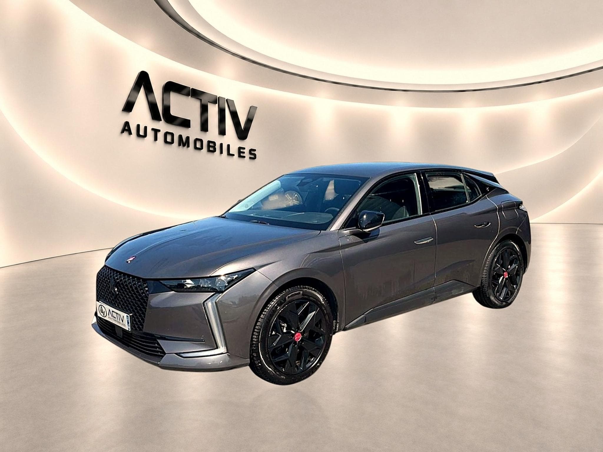 DS Automobiles DS4 E-TENSE 225 PERFORMANCE LINE + (2023) - Foto 1