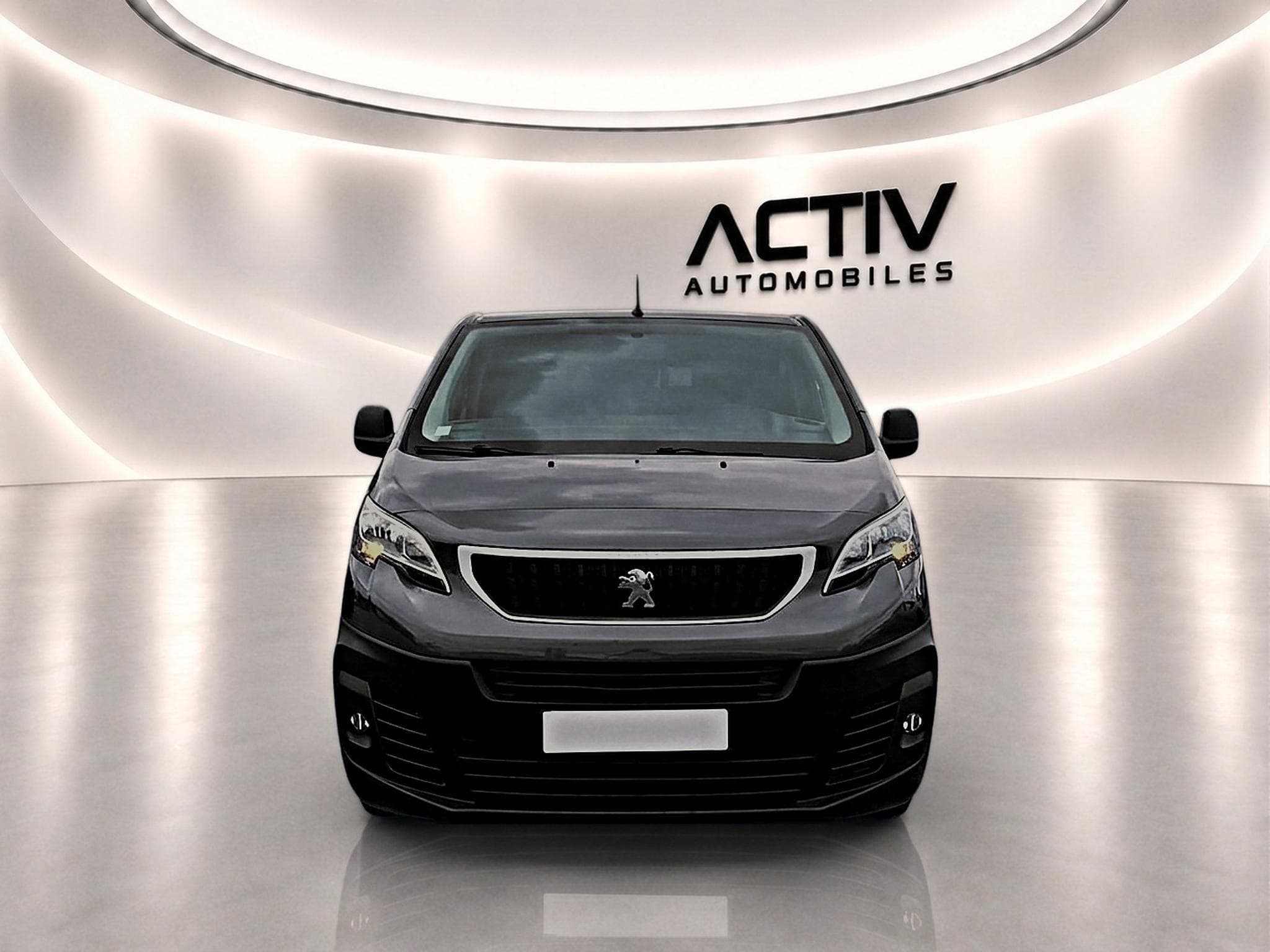 Peugeot TRAVELLER 1.5 BLUEHDI 120 STANDARD BUSINESS 9PL (2020) - Foto 2
