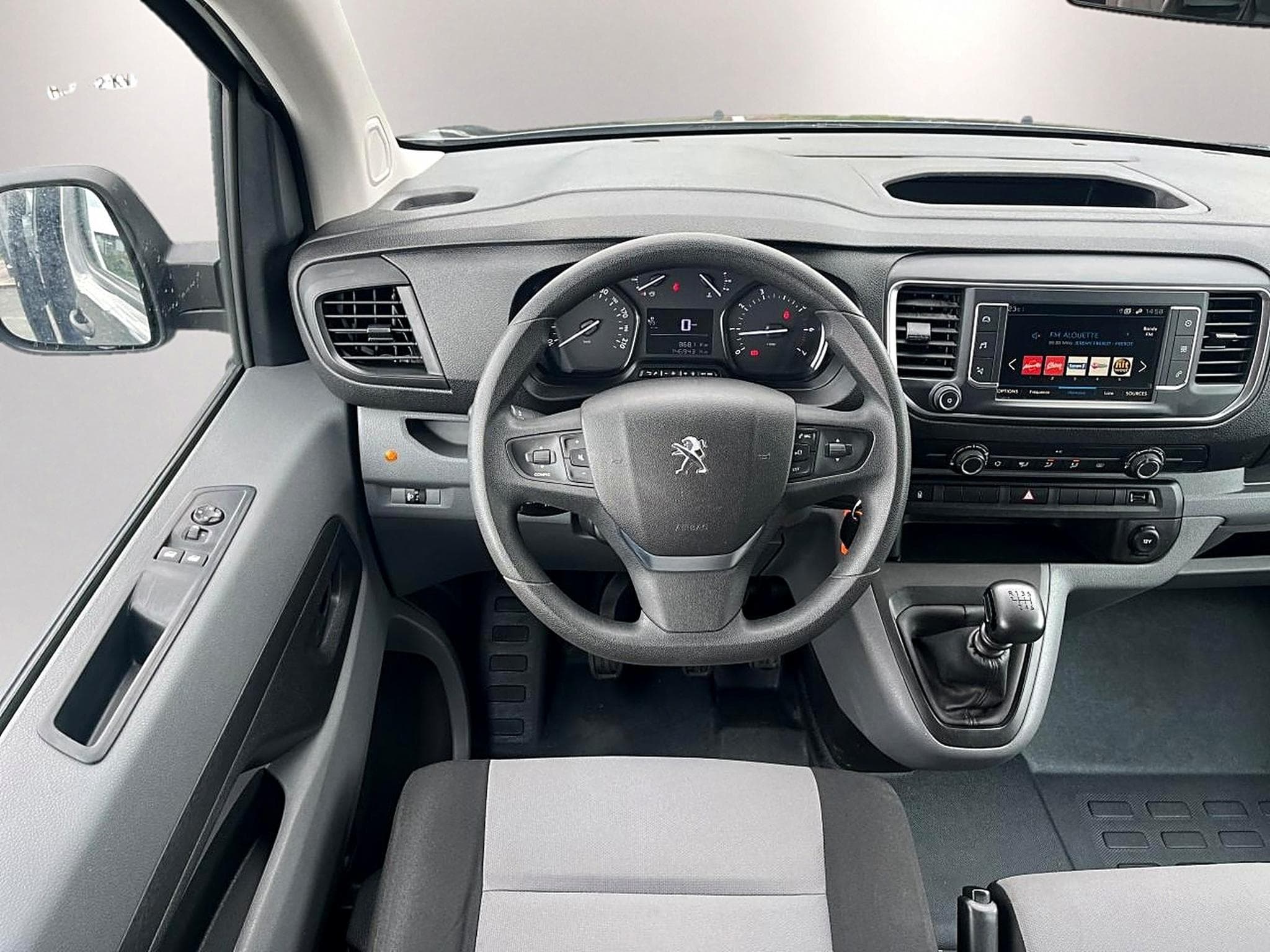 Peugeot TRAVELLER 1.5 BLUEHDI 120 STANDARD BUSINESS 9PL (2020) - Foto 10