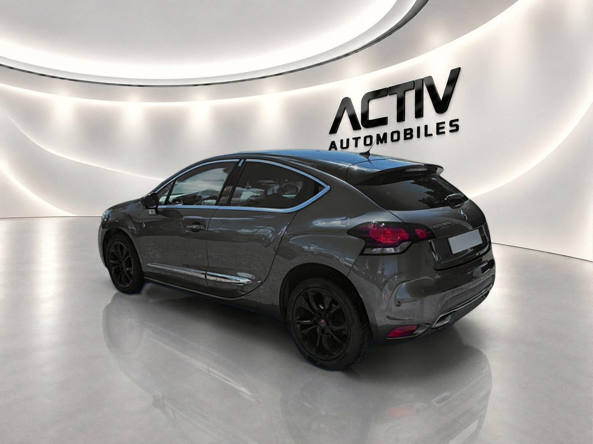 DS Automobiles DS4 BLUEHDI 180 PERFORMANCE LINE EAT6 (2017) - Foto 5