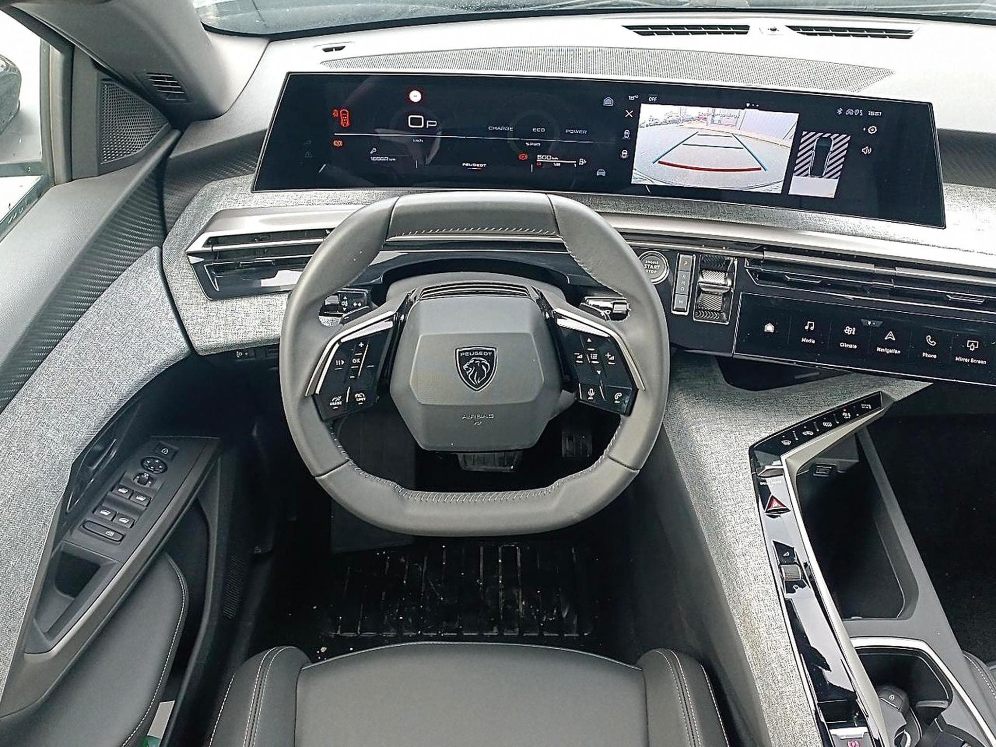 Peugeot 3008 1.2 HYBRID 145 ALLURE E-DCS6 (2025) - Photo 10