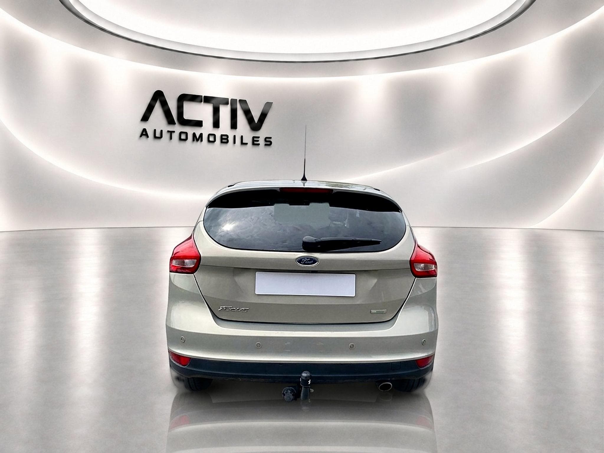 Ford Focus 1.5 ECOBOOST 182 TITANIUM BVA6 (2015) - Foto 6