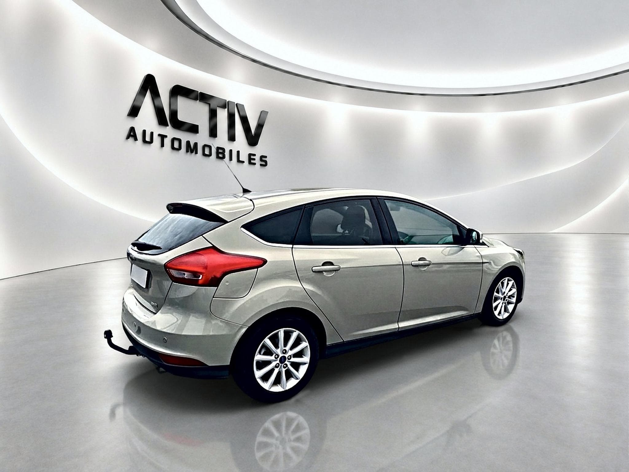 Ford Focus 1.5 ECOBOOST 182 TITANIUM BVA6 (2015) - Foto 7