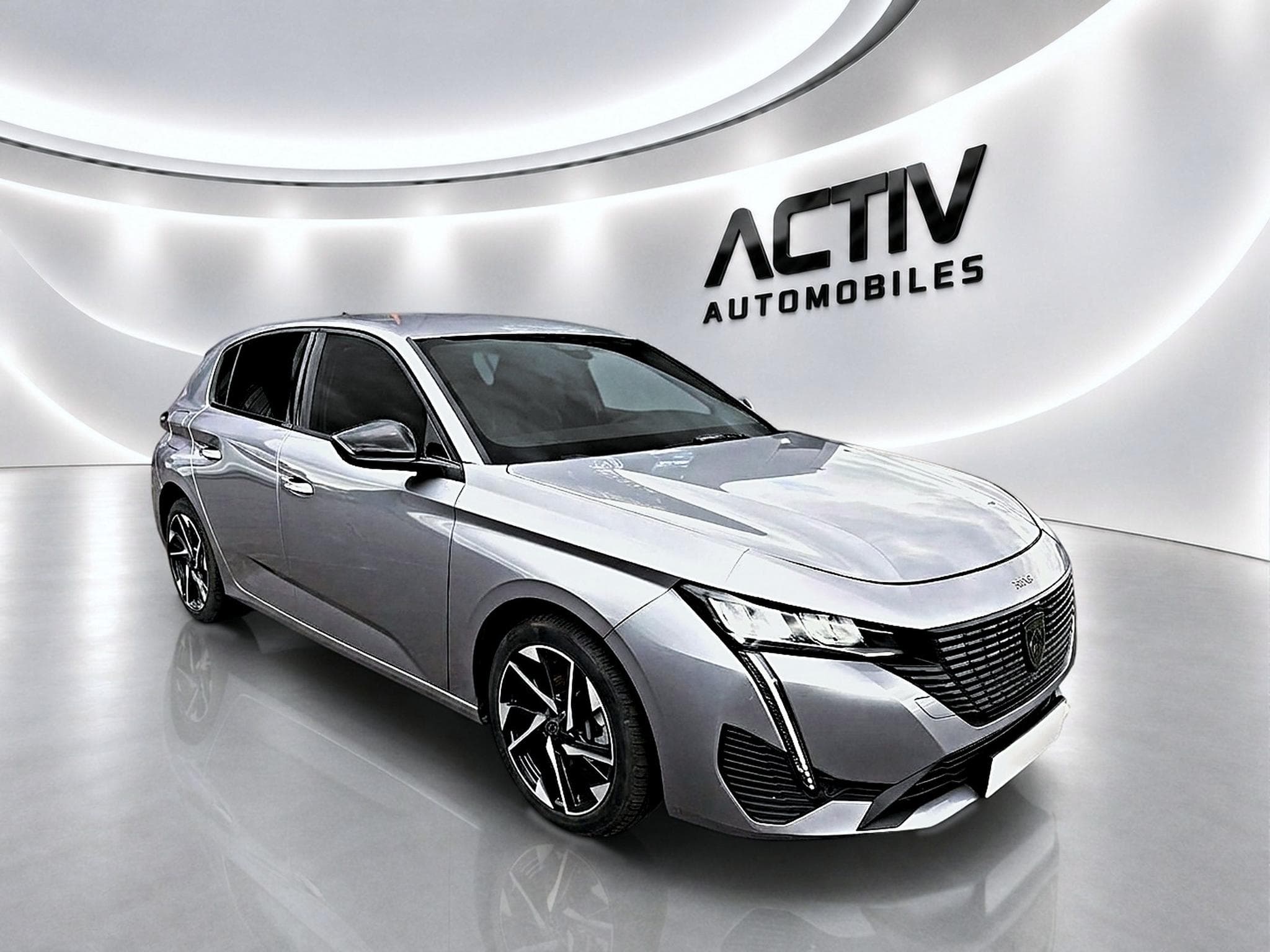 Peugeot 308 1.2 HYBRID 145 ALLURE E-DCS6 (2025) - Foto 3