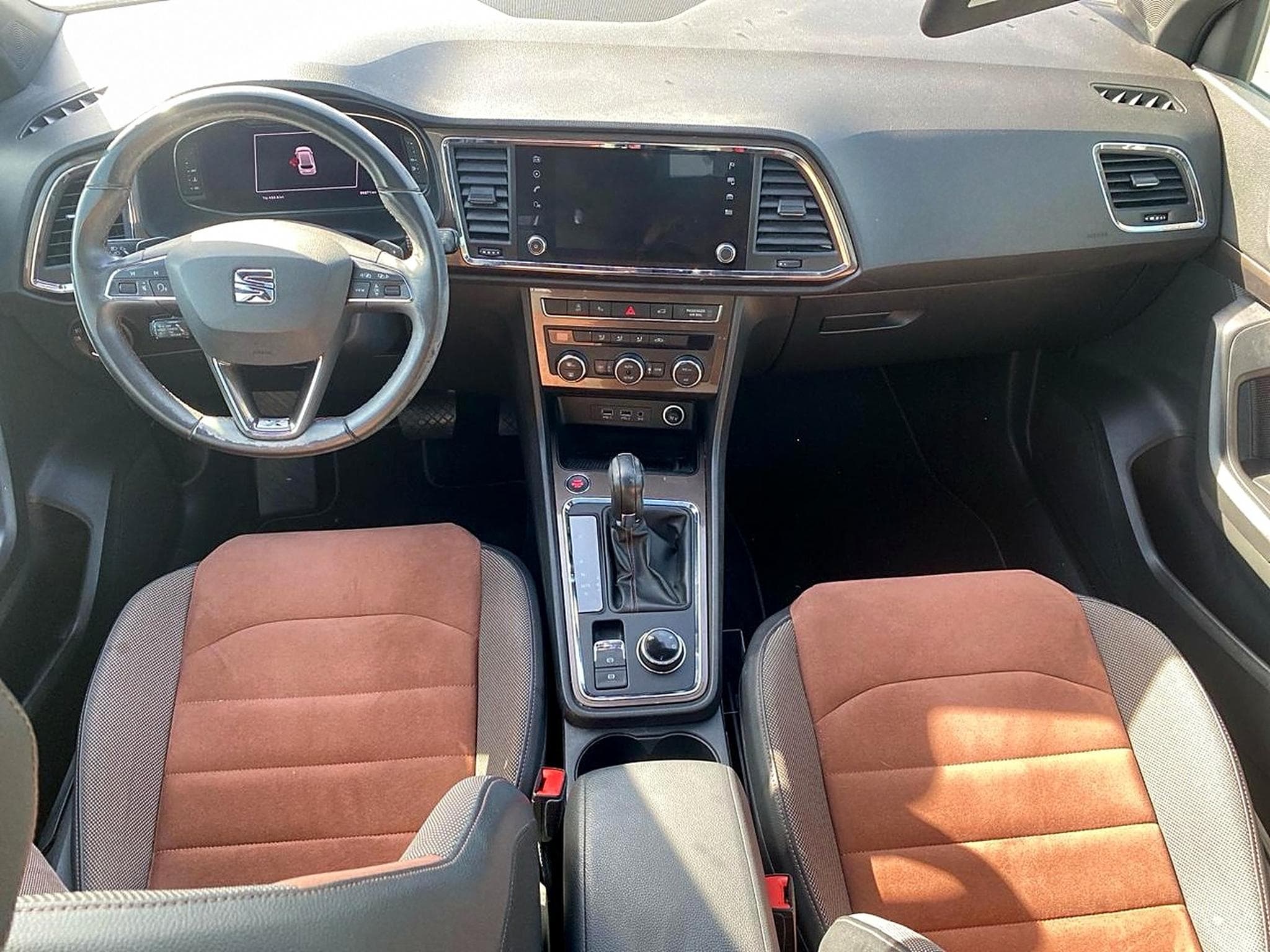 Seat ATECA 2.0 TDI 150 XCELLENCE DSG (2020) - Foto 10