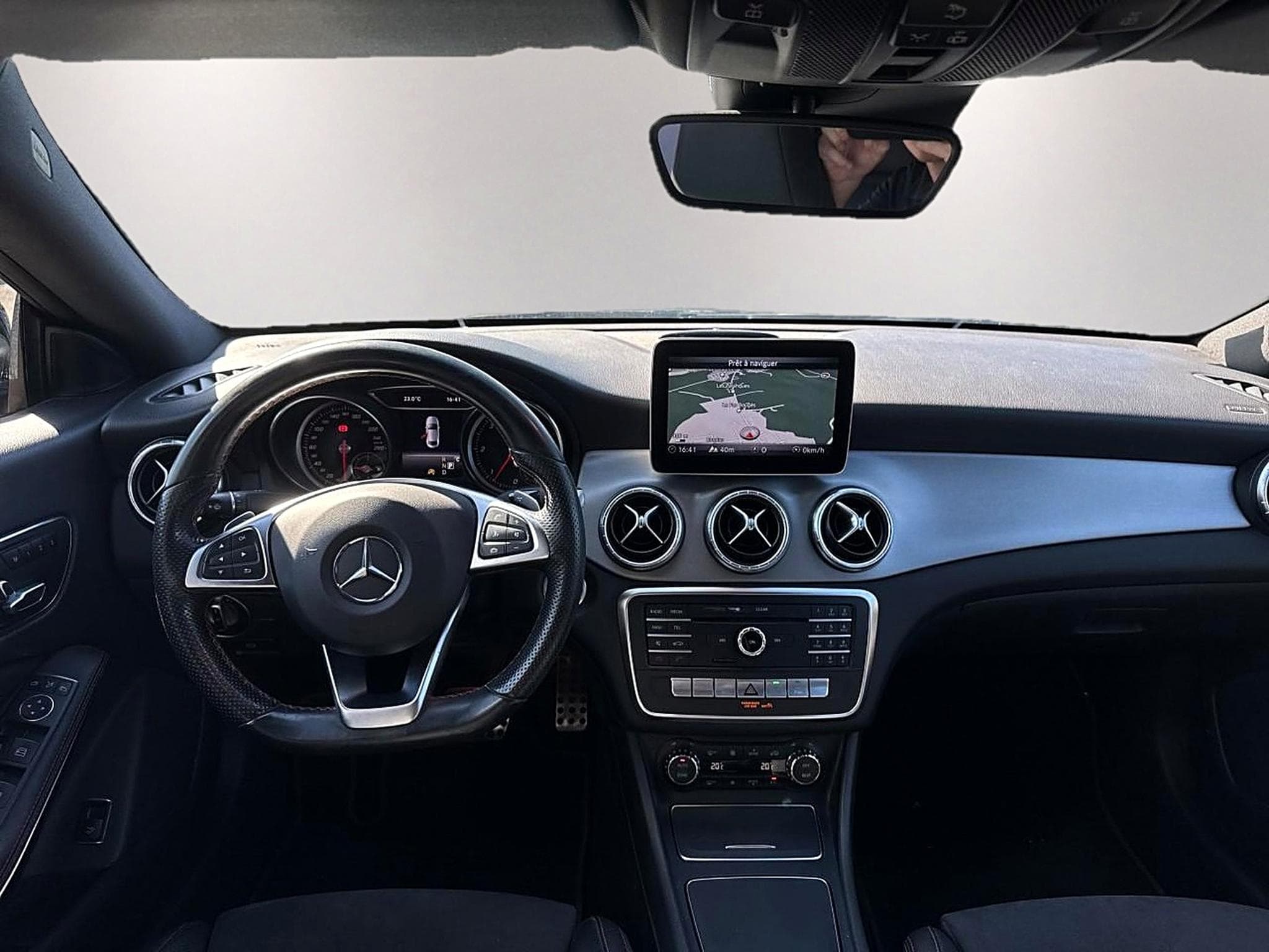 Mercedes CLA 220 D FASCINATION 7G-DCT (2018) - Foto 10