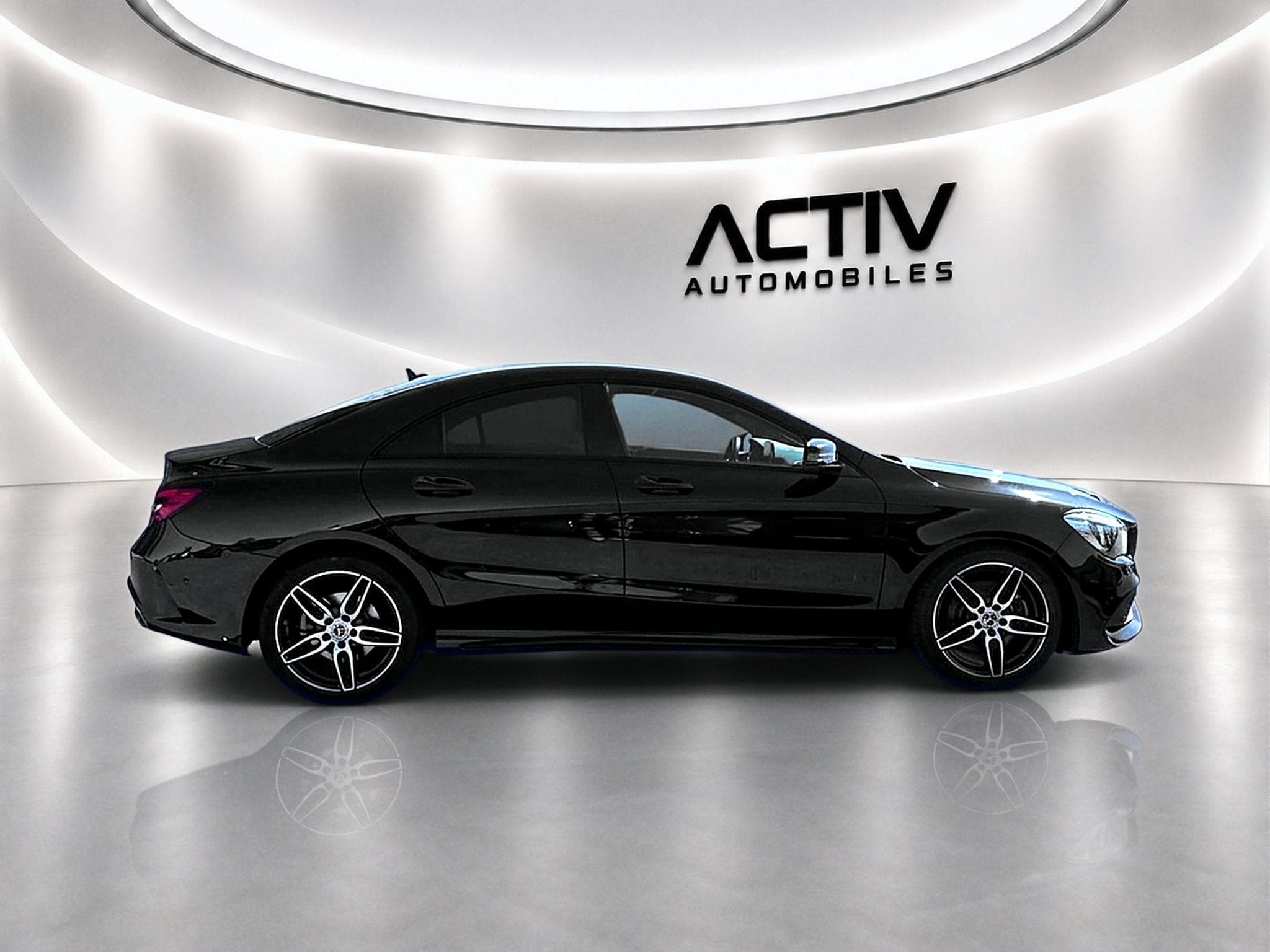Mercedes CLA 220 D FASCINATION 7G-DCT (2018) - Foto 8