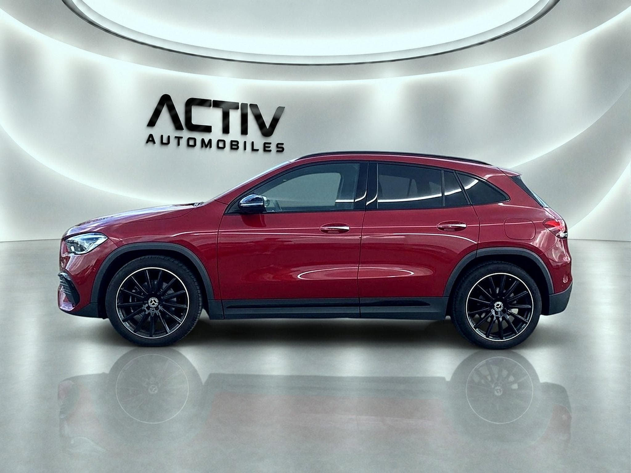 Mercedes GLA 200 163 AMG LINE 7G-DCT (2020) - Foto 4