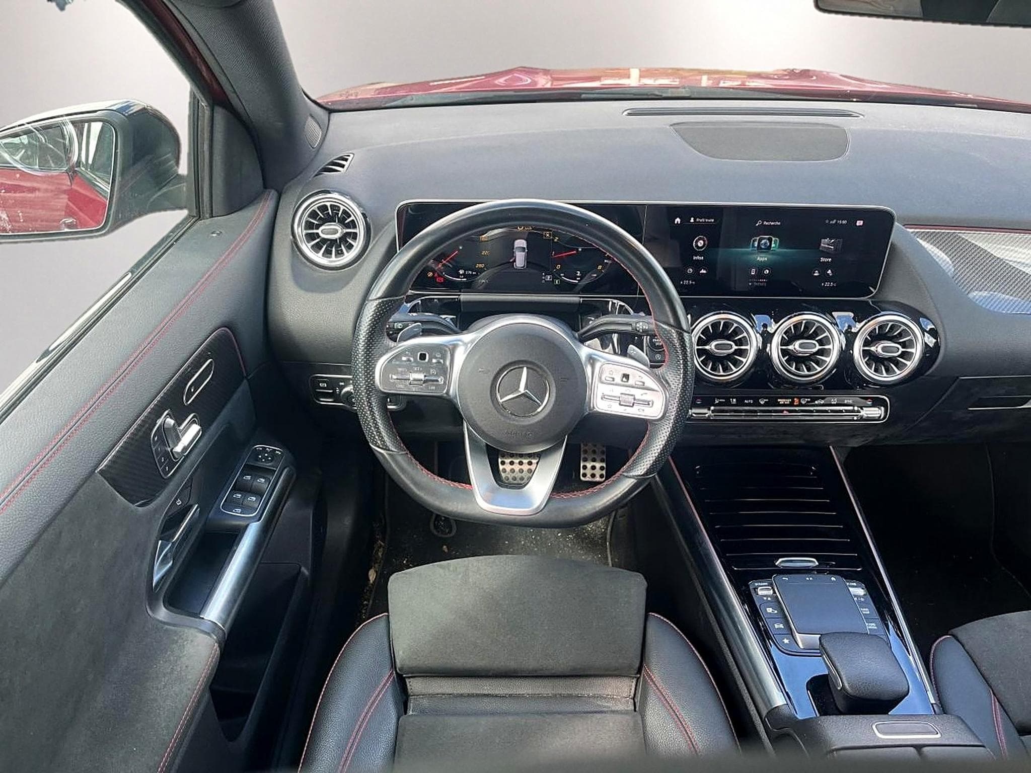 Mercedes GLA 200 163 AMG LINE 7G-DCT (2020) - Foto 10