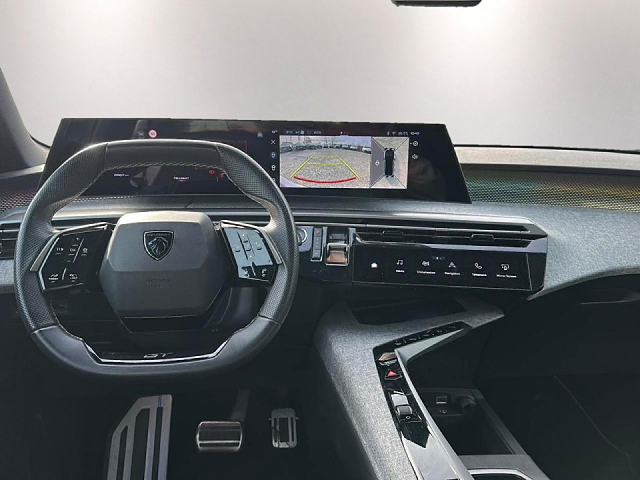 Peugeot 3008 1.2 HYBRID 145 GT E-DCS6 (2025) - Photo 10
