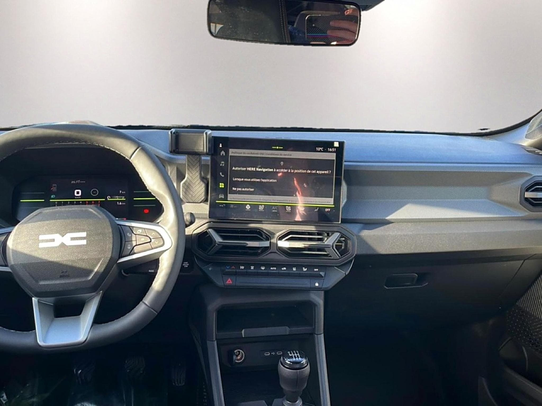 Dacia DUSTER 1.2 MILD HYBRID 140 JOURNEY (2026) - Foto 10