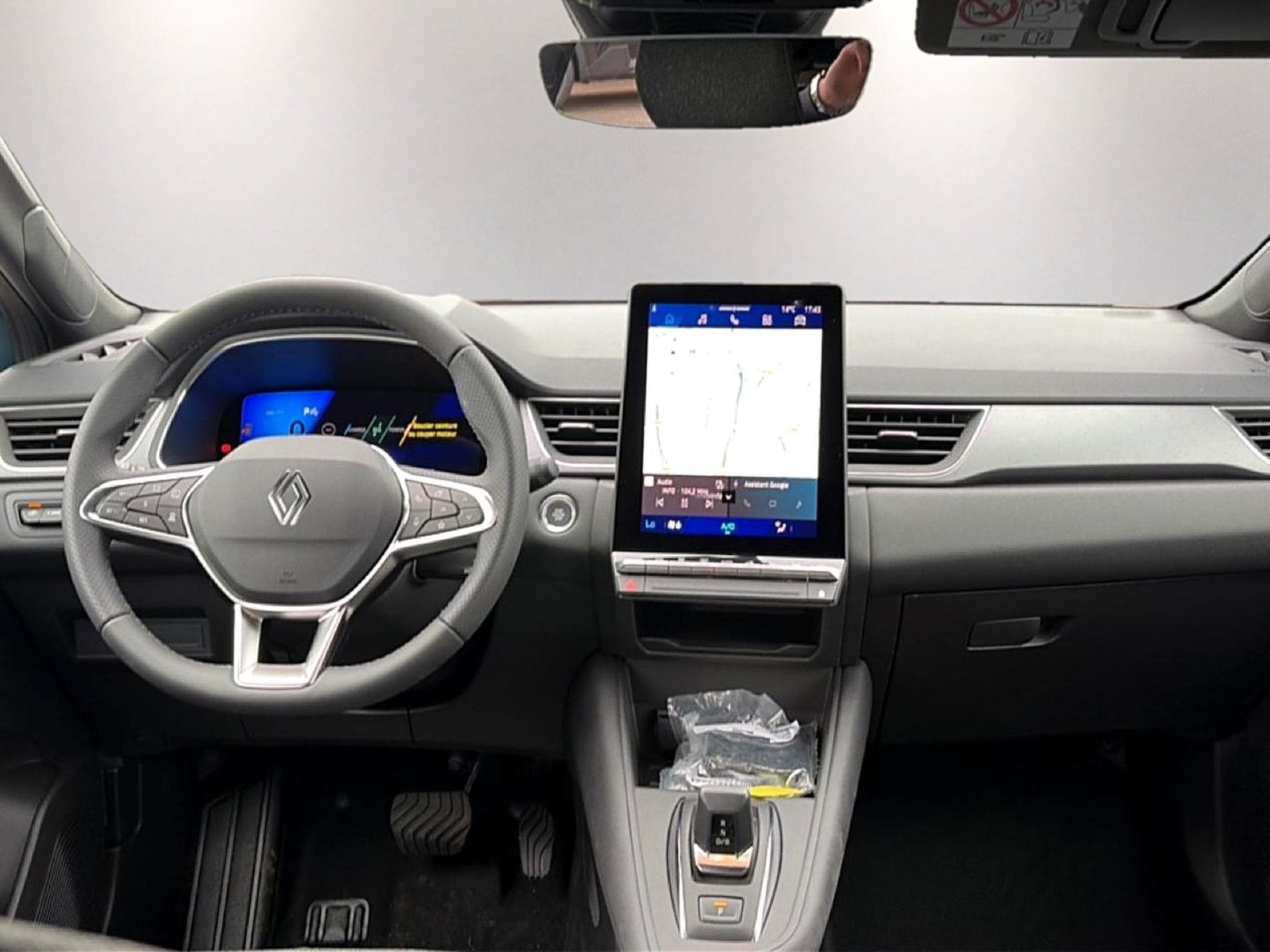 Renault SYMBIOZ 1.8 E-TECH FULL HYBRID 160 TECHNO (2026) - Foto 10