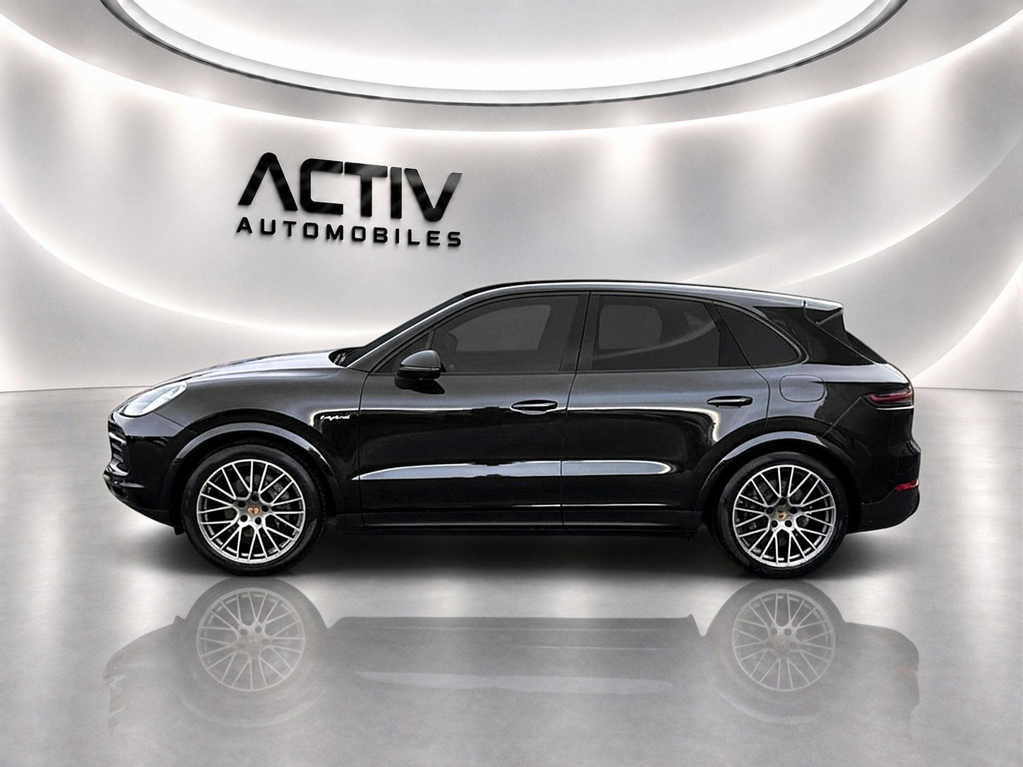 Porsche CAYENNE (9YA) 3.0 V6 462 E-HYBRID PLATINUM EDITION (2023) - Photo 4
