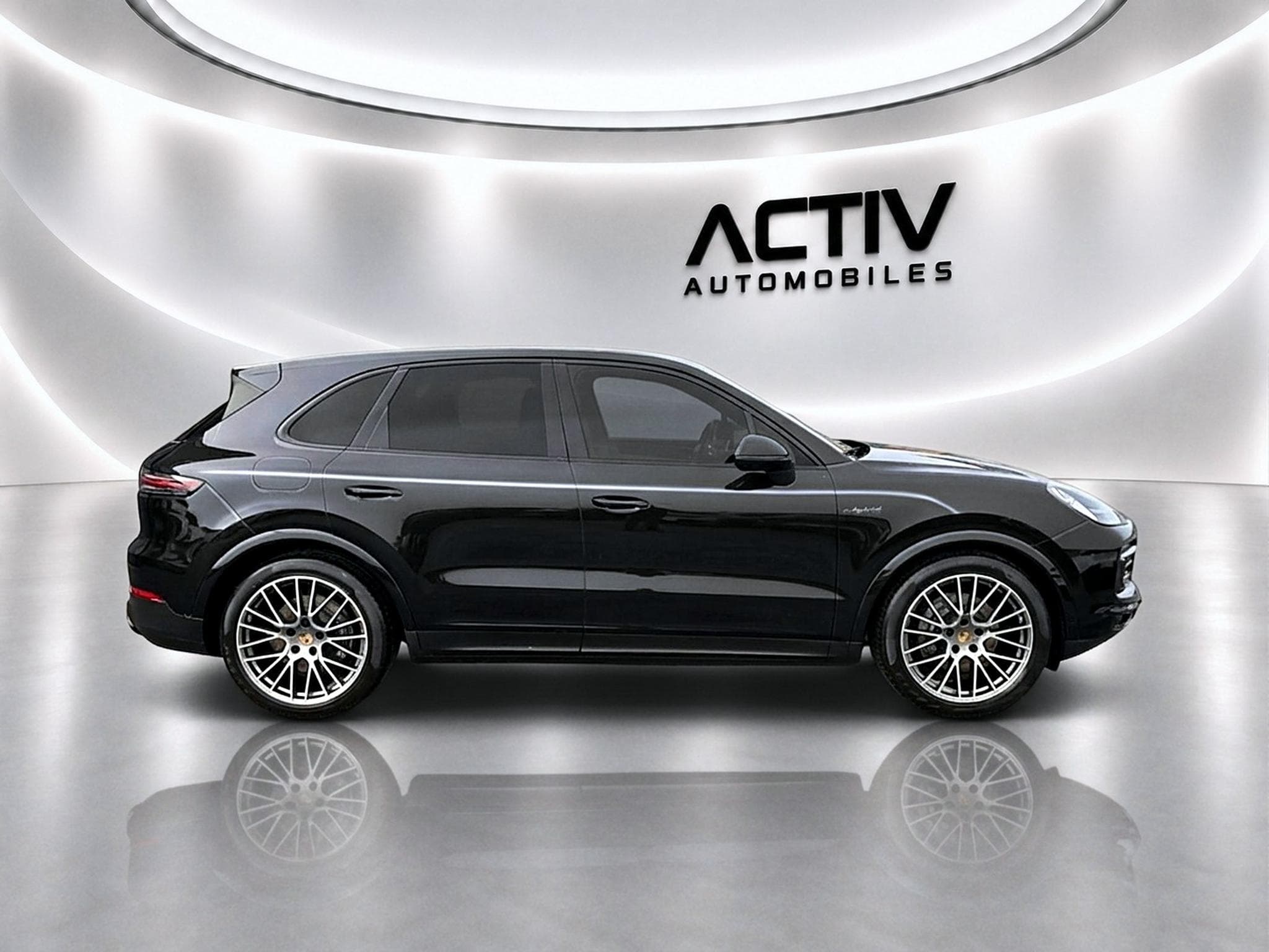 Porsche CAYENNE (9YA) 3.0 V6 462 E-HYBRID PLATINUM EDITION (2023) - Photo 8