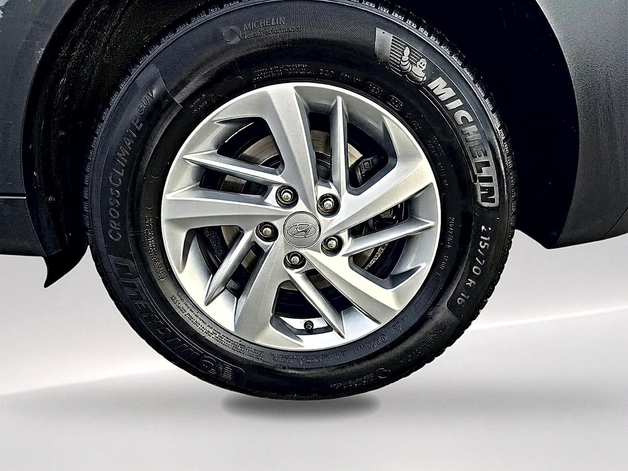 Hyundai TUCSON 1.6 CRDI 115 HYBRID 48V BUSINESS (2020) - Photo 9