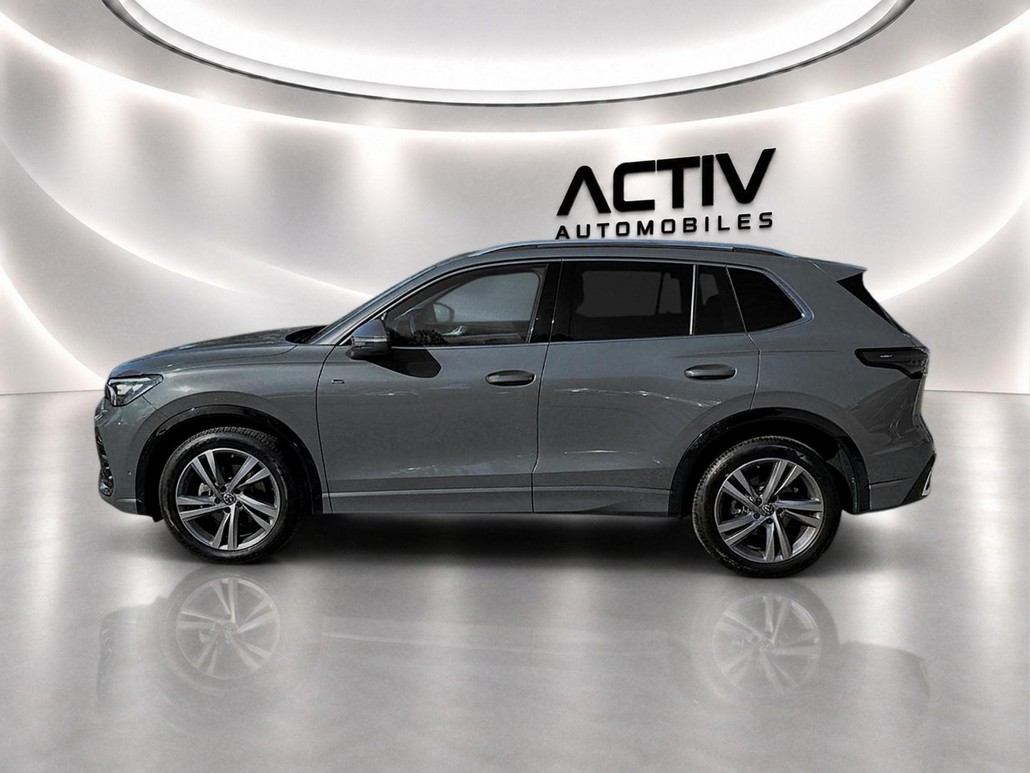 VW TIGUAN 2.0 TDI 150 R-LINE EXCLUSIVE DSG7 (2024) - Foto 8