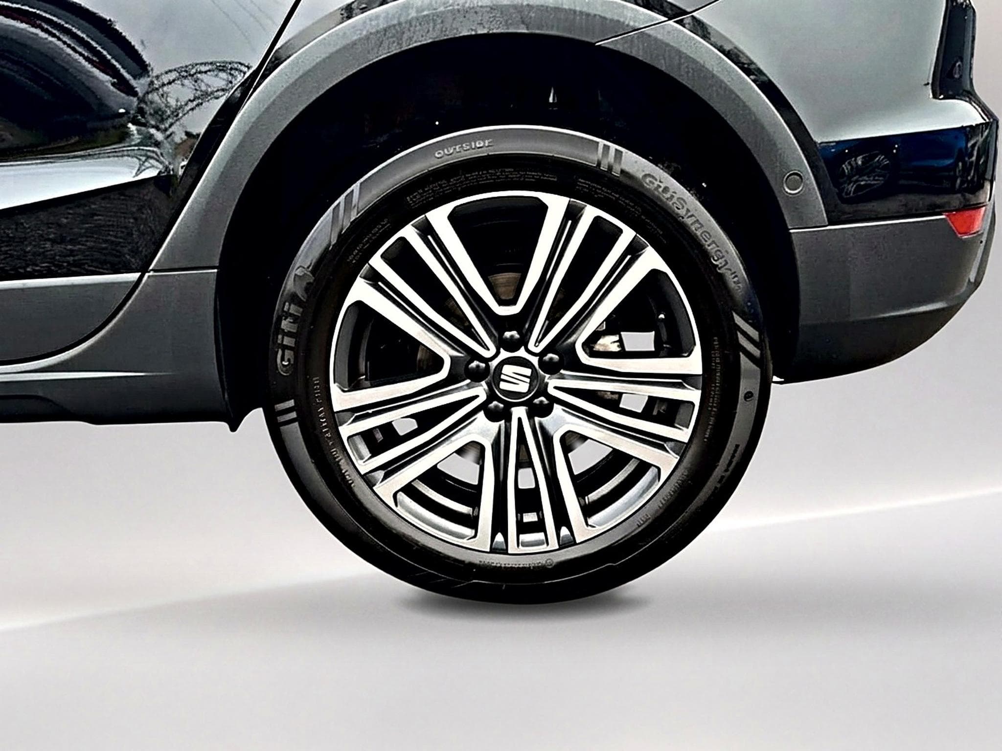 Seat ARONA 1.0 TSI 115 COPA DSG7 (2025) - Foto 9