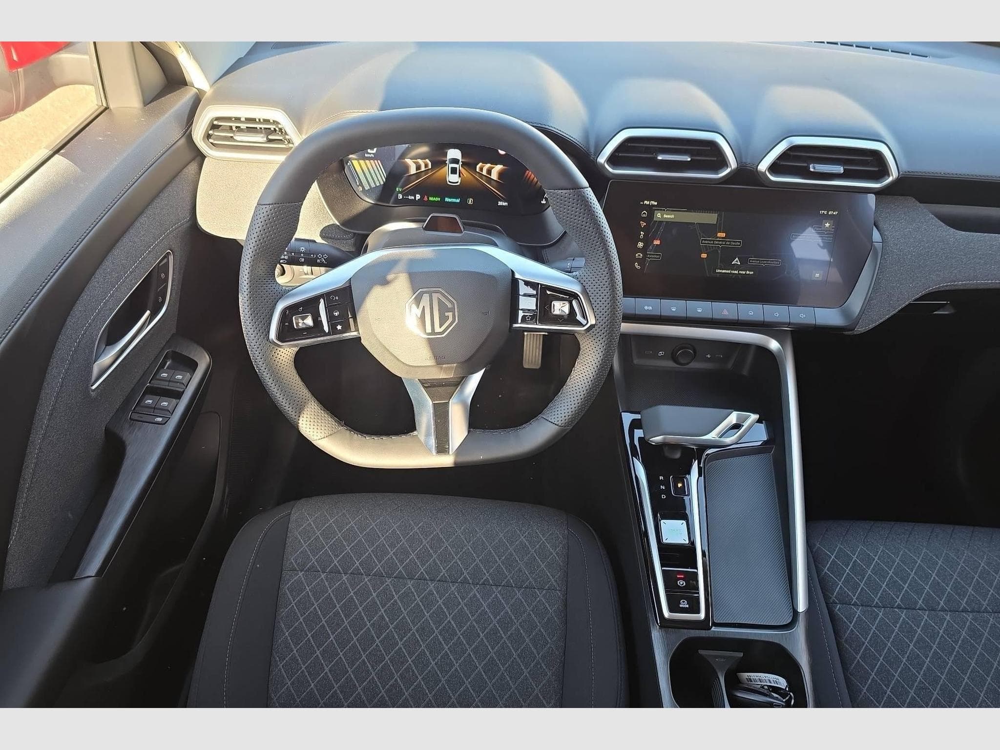Mg ZS 1.5 L Hybrid+ 197 ch Standard (2026) - Foto 13