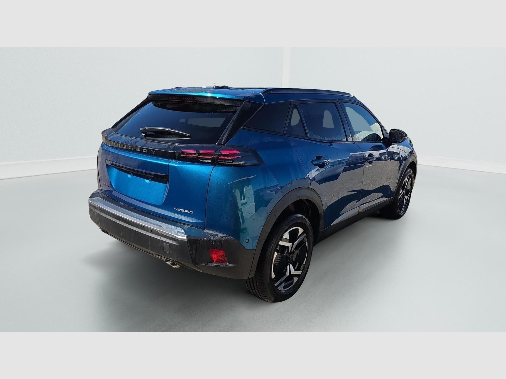 Peugeot 2008 Hybrid 145 e-DCS6 Allure (2026) - Foto 7