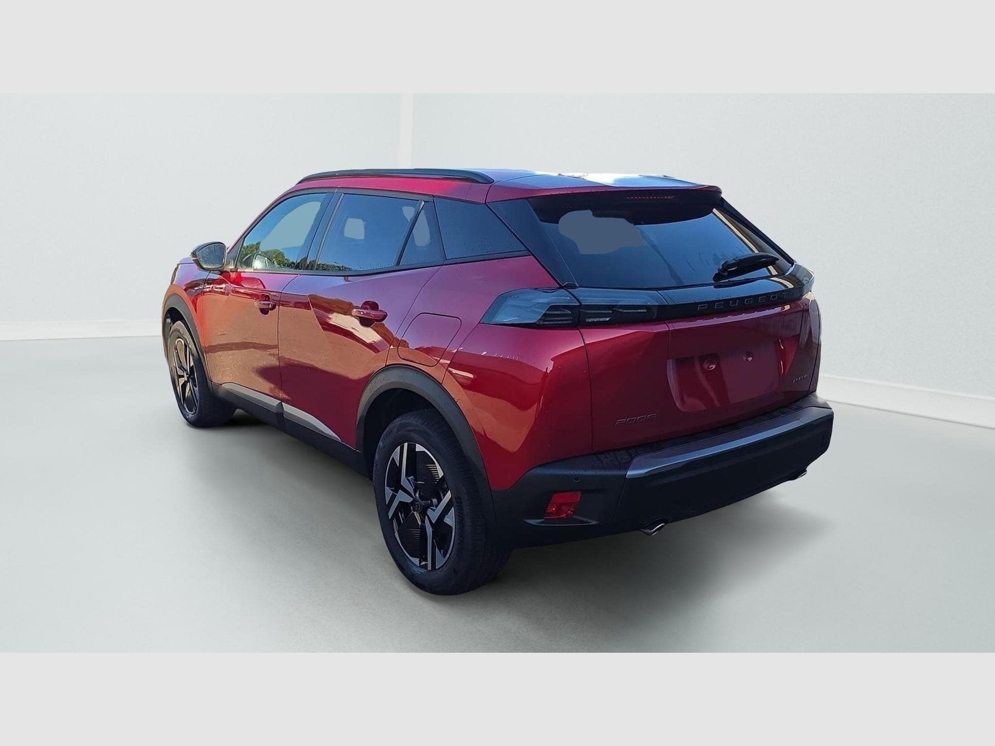 Peugeot 2008 Hybrid 145 e-DCS6 Allure (2026) - Foto 5
