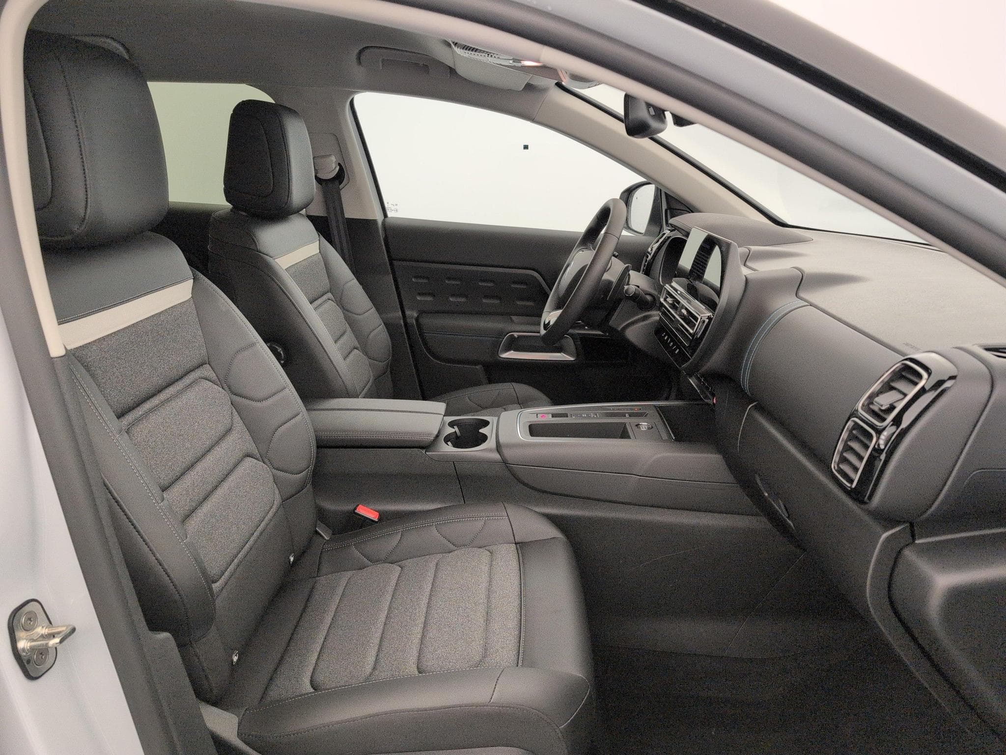 Citroën C5 Aircross BlueHDi 130 EAT8 Max (2025) - Foto 9