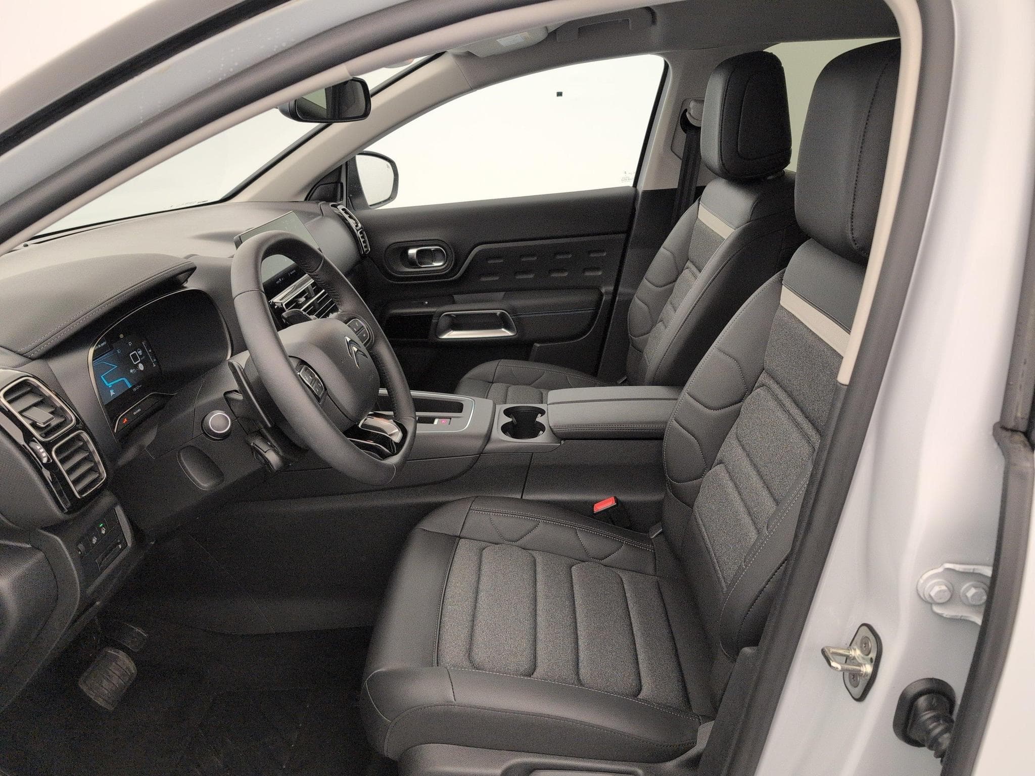 Citroën C5 Aircross BlueHDi 130 EAT8 Max (2025) - Foto 16