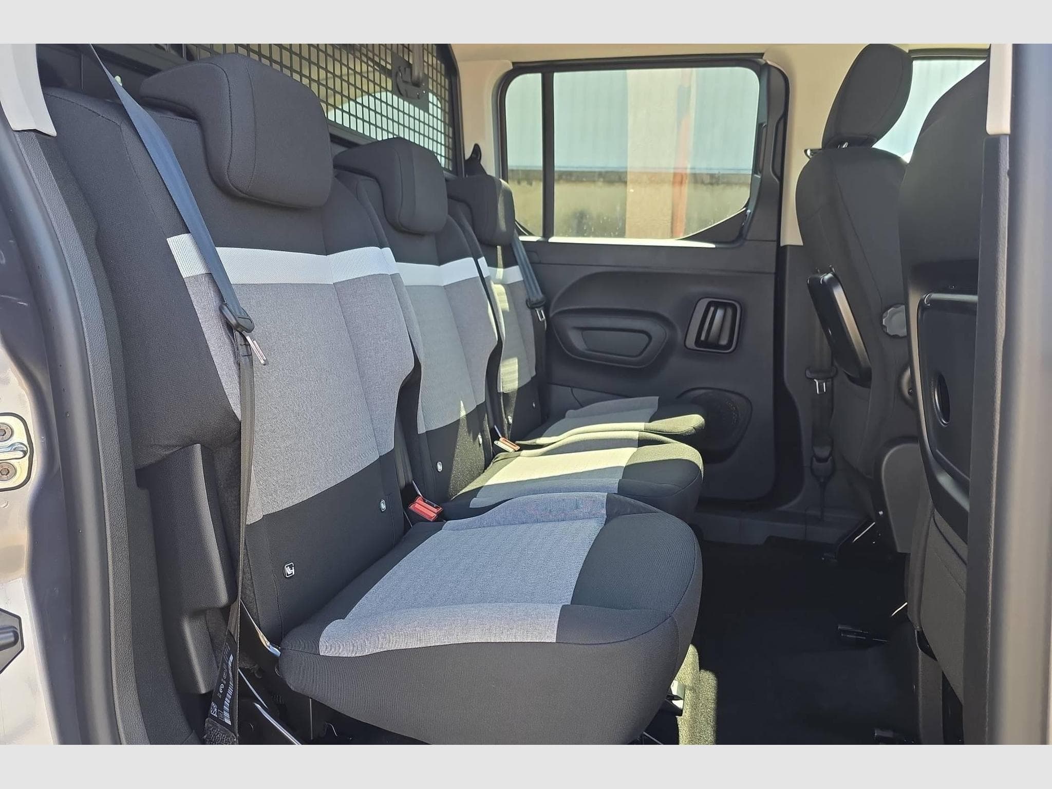 Citroën Berlingo CA M BLUEHDI 130 S&S BVM6 (2026) - Photo 10