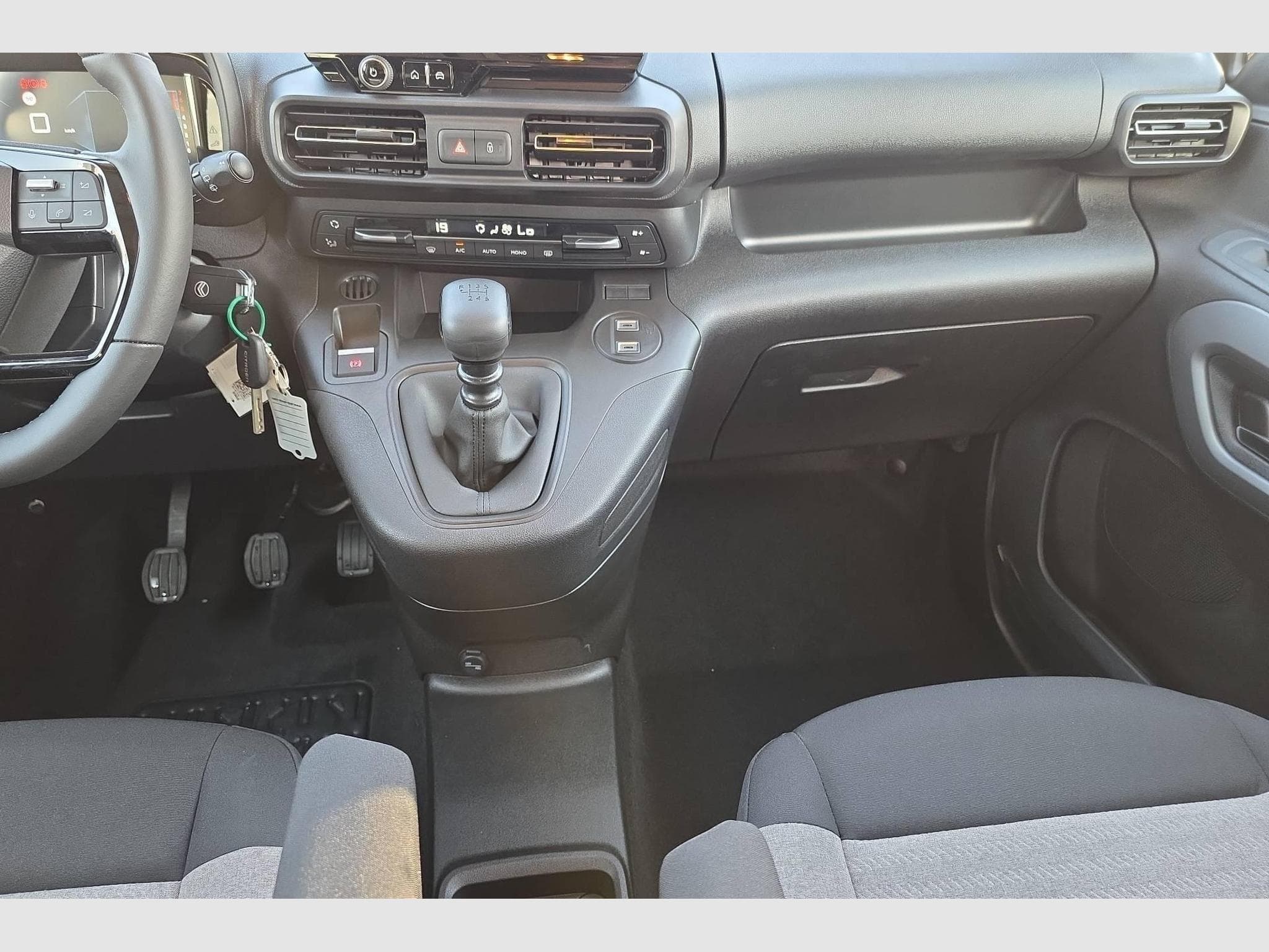 Citroën Berlingo CA M BLUEHDI 100 S&S BVM6 (2026) - Photo 13